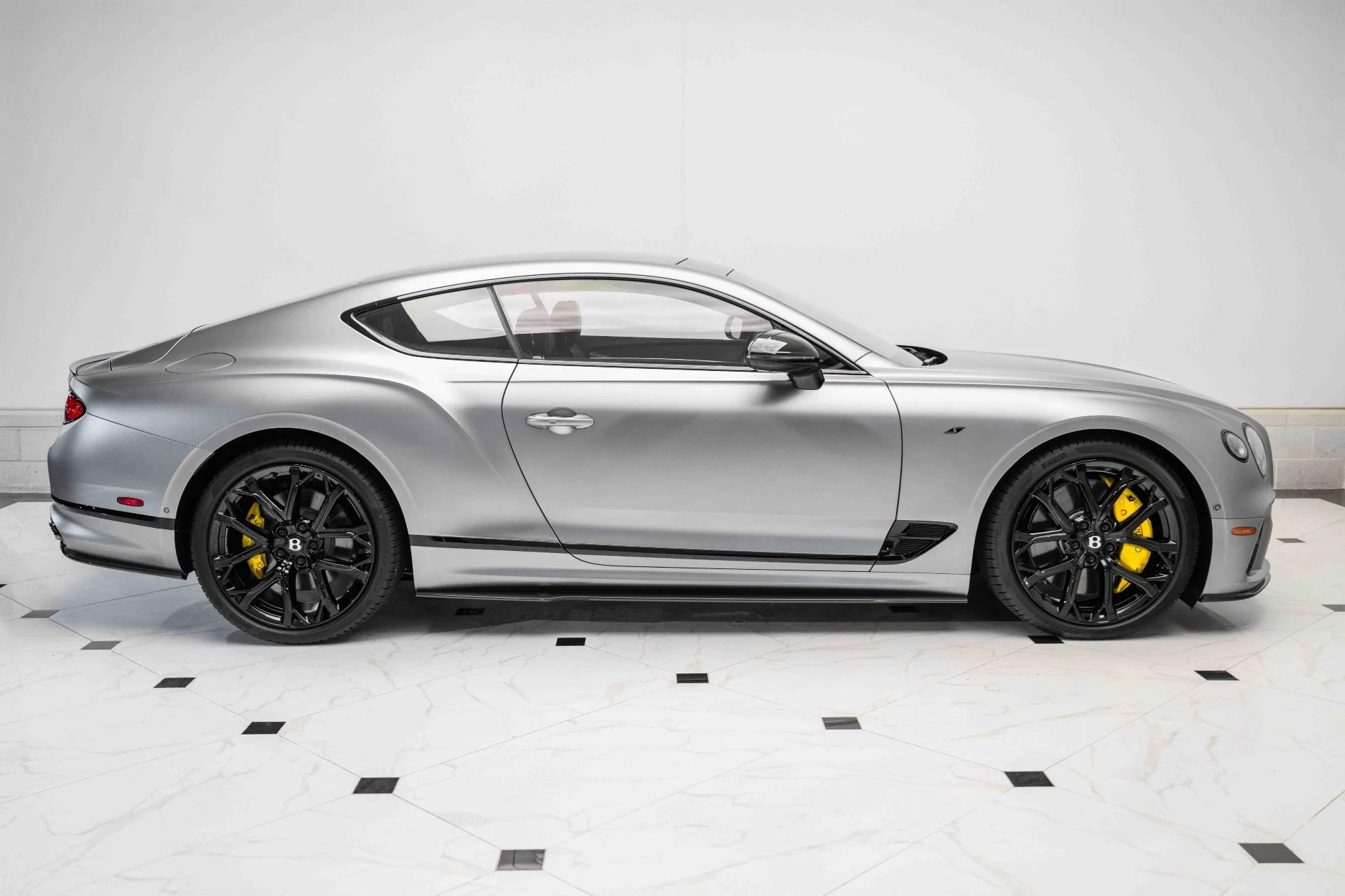 mph006_563994042_Used_2024_Bentley_CONTINENTAL_GT_S_V8_1713480371_12ecd1d460