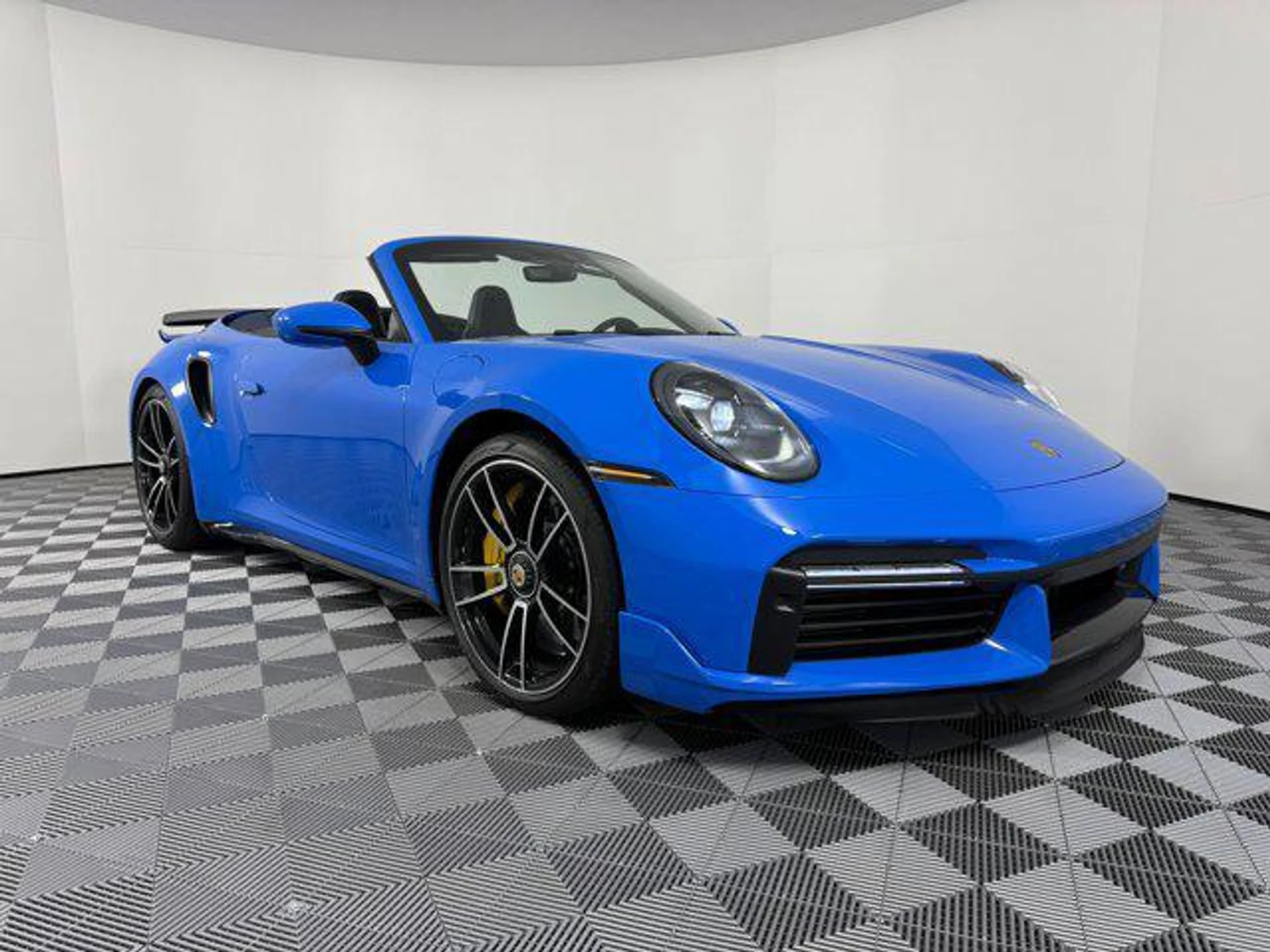 mph006_565514317_Bz2u_Z5sqp_E_Bwxi_K_Tx1_A_Cjf_Xq_L3_Y_3b411a7e1b