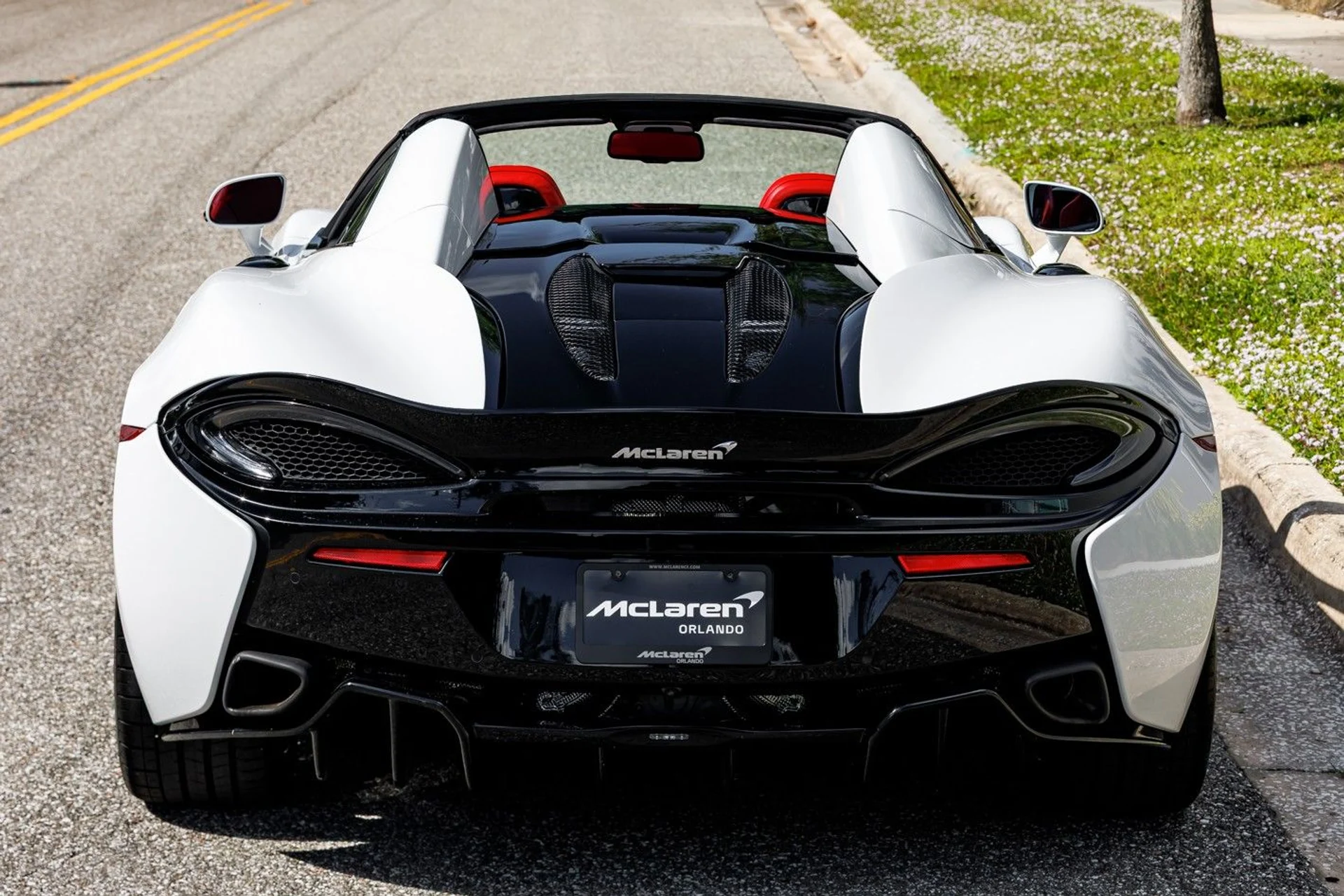 mph006_566280054_607_p7_l_c2e09fa7ee