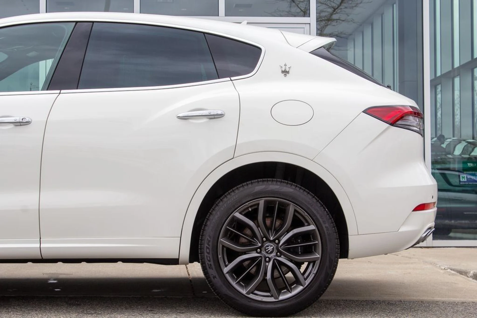 mph006_570127143_38afadd98b87c9063995e26bf43d94a7_bde54c77d8