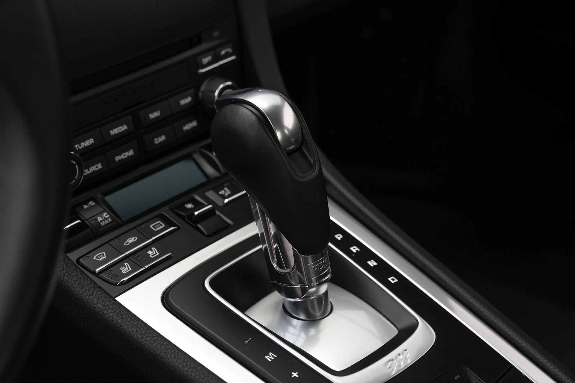 mph006_582650946_Used_2019_Porsche_911_Carrera_1759430060_f45f3a3da8