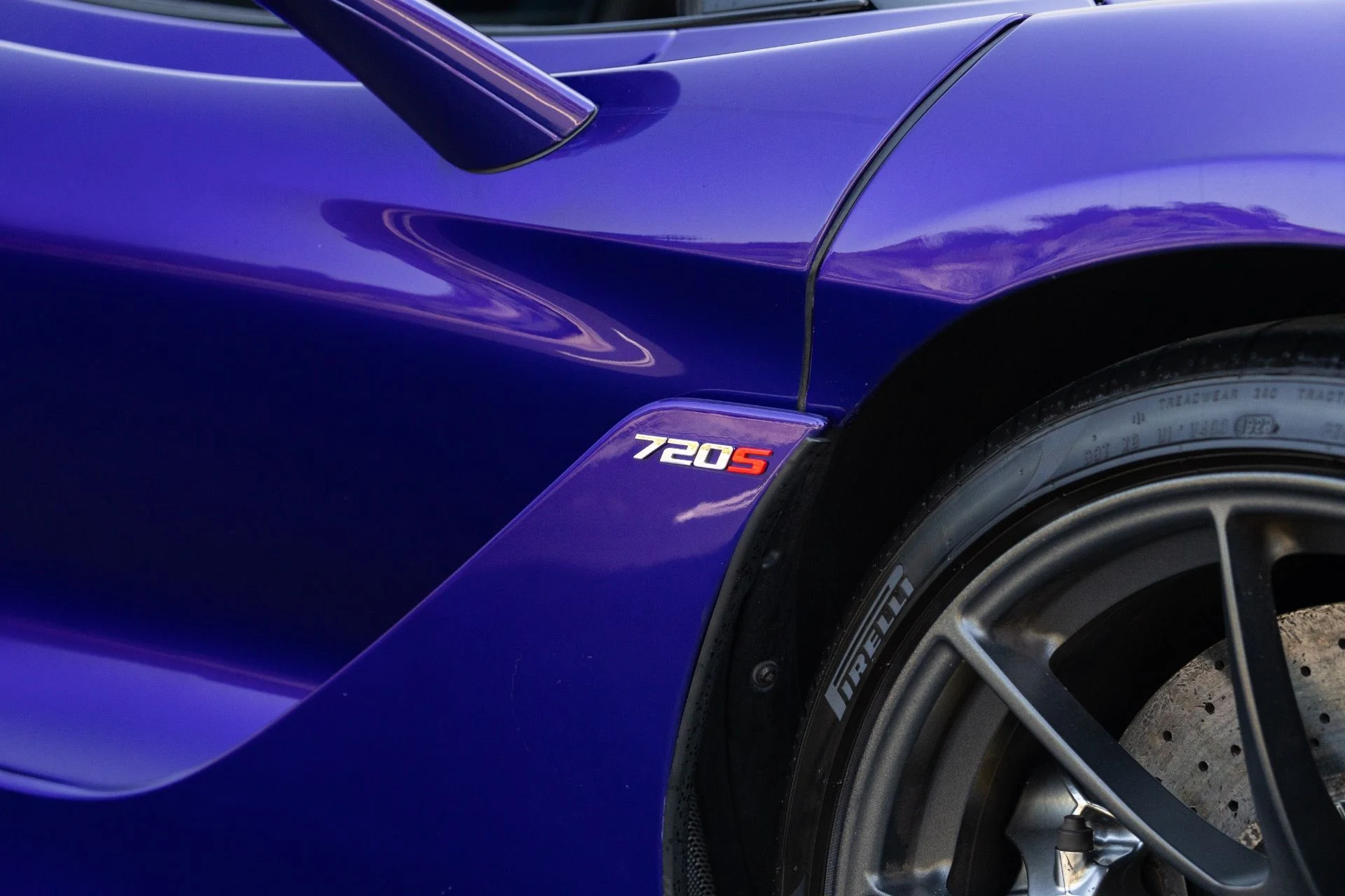 mph006_59127501_Used_2020_Mc_Laren_720_S_1774379968_54b0077d99