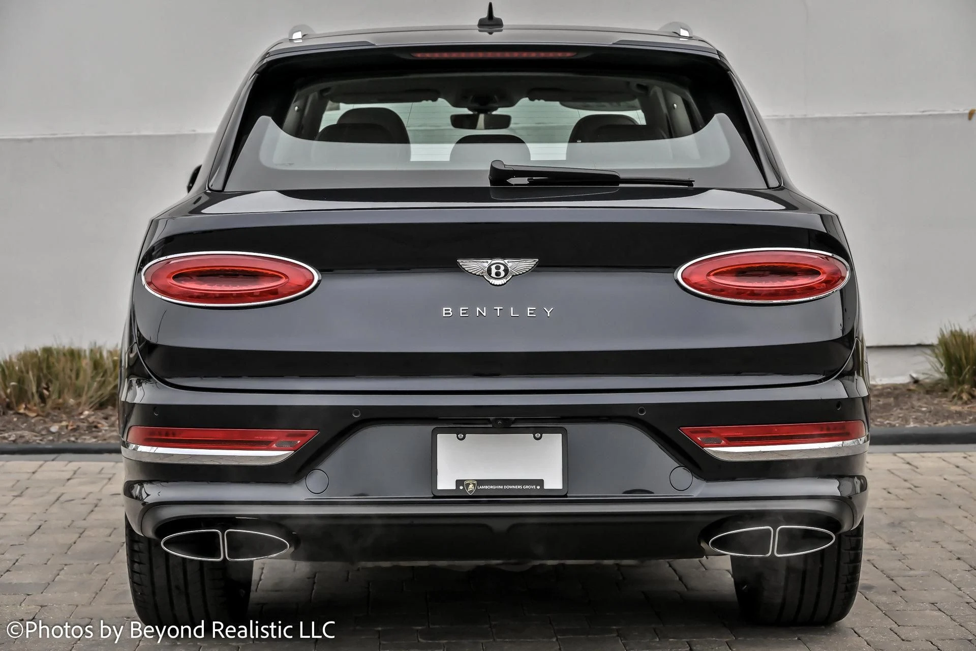 mph006_597335980_Used_2022_Bentley_Bentayga_V8_Mulliner_Driving_Specification_1765012899_198857fb1b