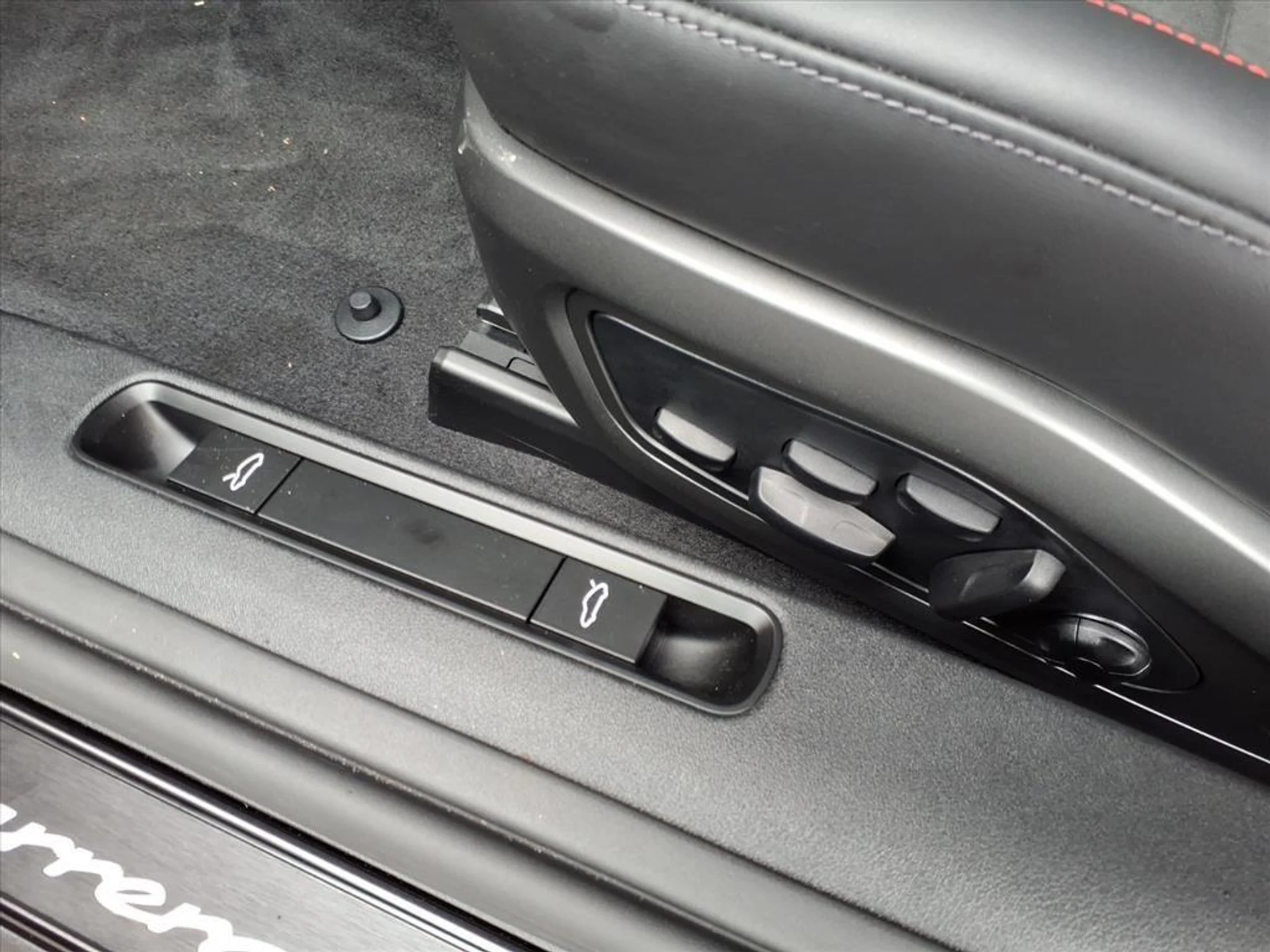 mph006_597449778_3c2a04f9c0eb5e34b9b93b3dd9e6d05b_454ebee230