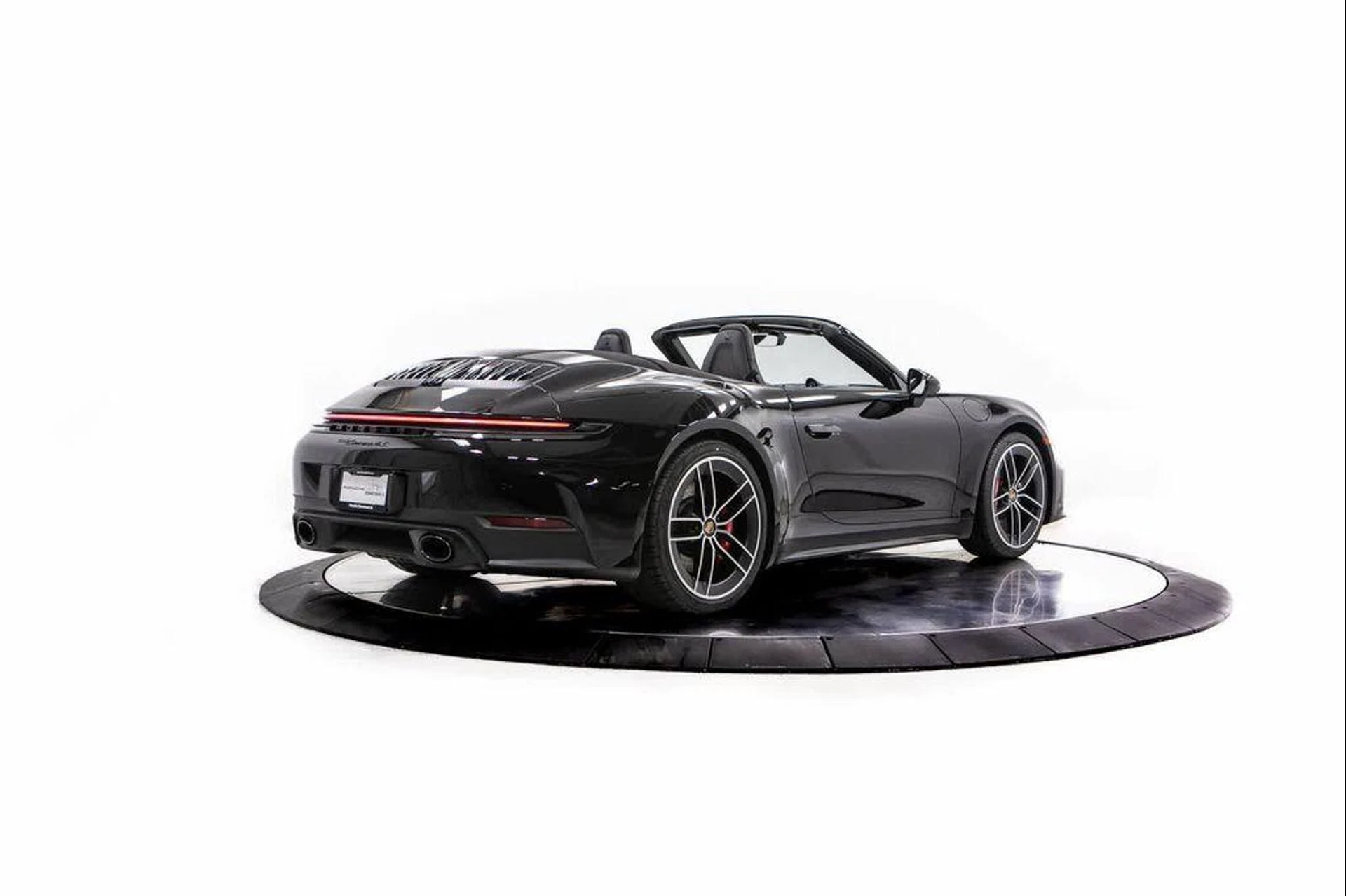 mph006_598656995_ENUXR_md_nn_Fnta_ABO_5_Olf_Kn_RXE_cae75b2ab2