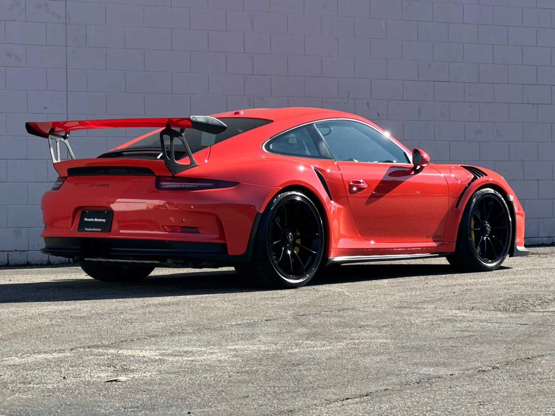 mph006_604270060_21fcb9e1a2091aaecf7ac08866f59879x_6138118730