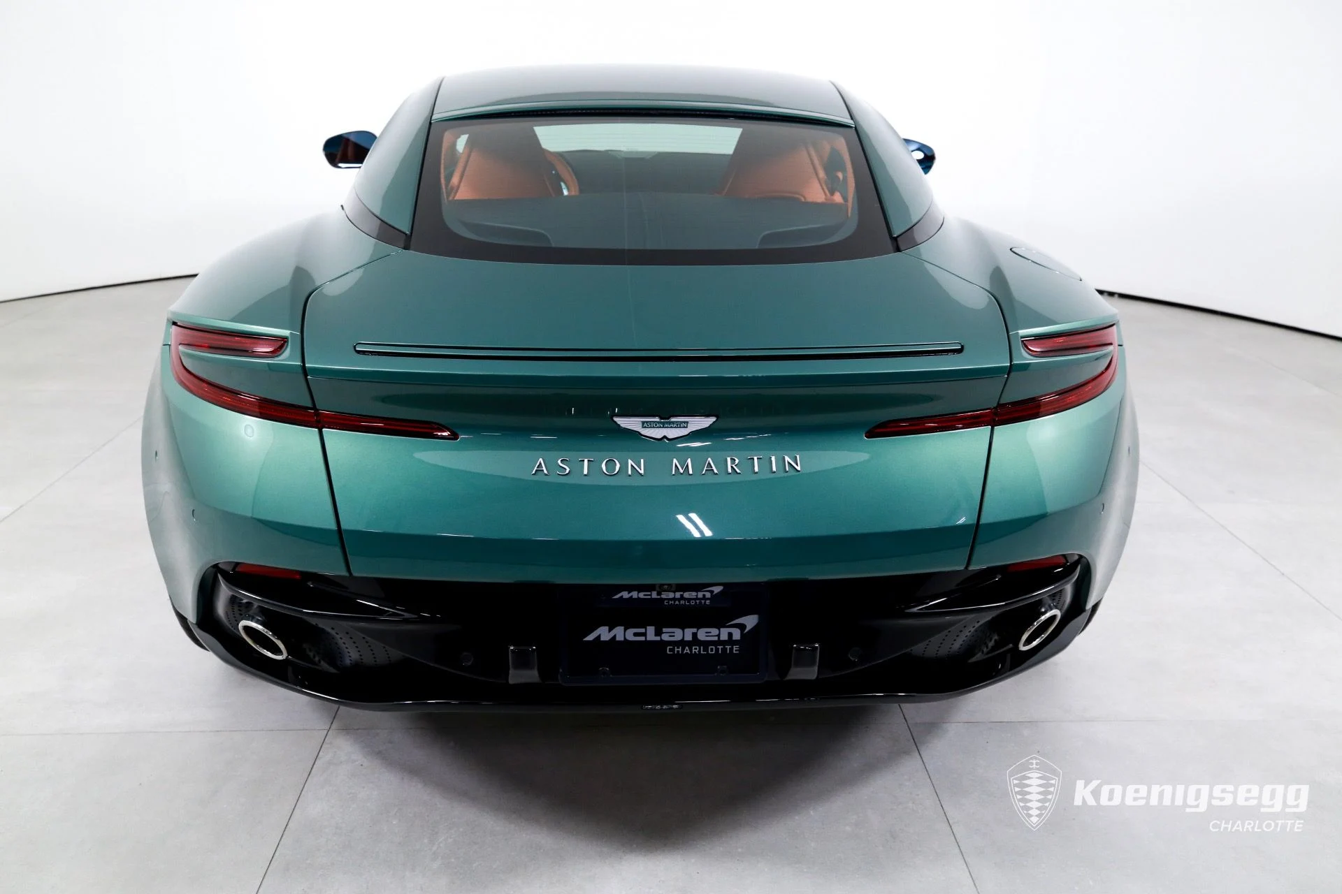 mph006_617959741_Used_2024_Aston_Martin_DB_12_V8_1760989589_9f2b0dcac9