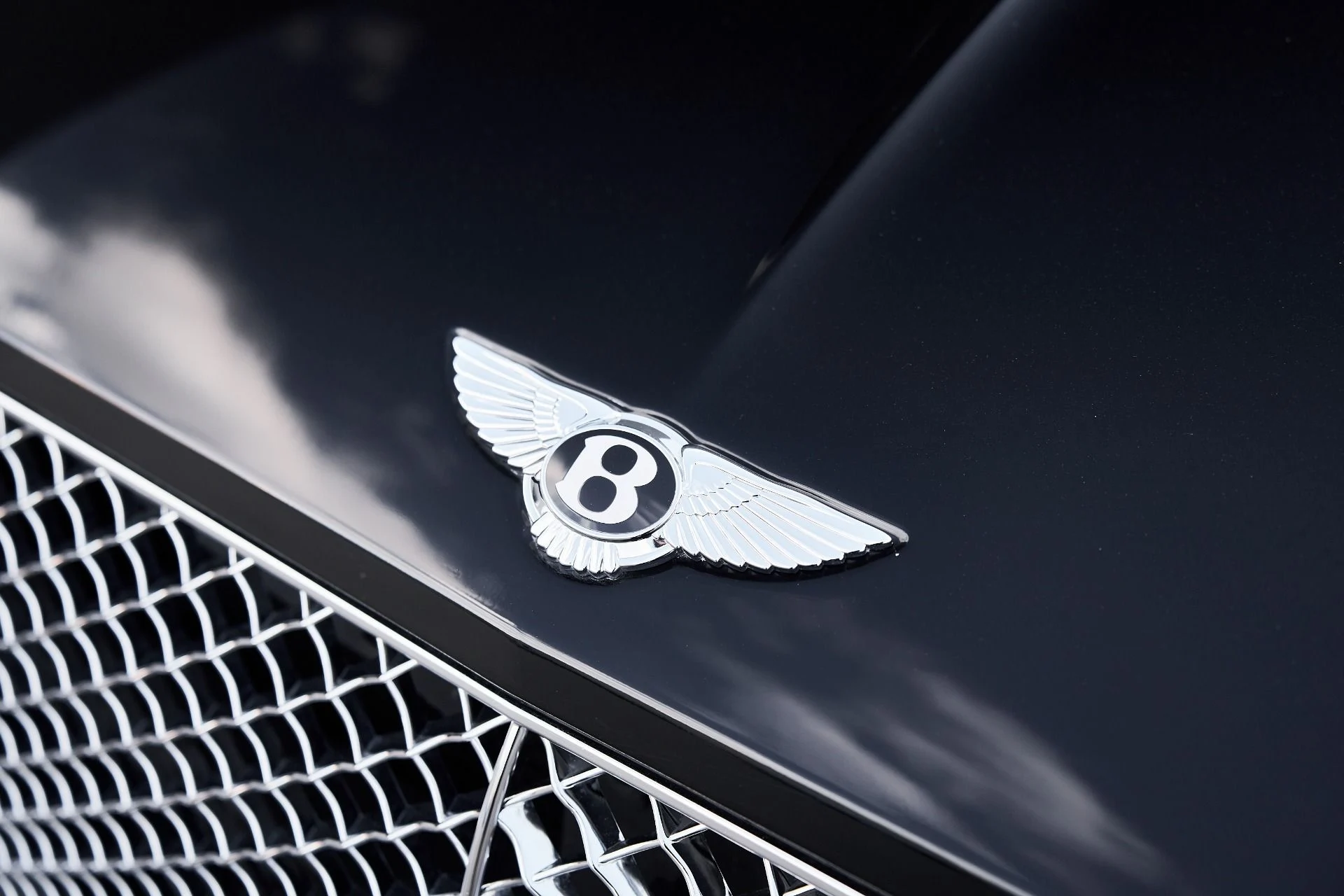 mph006_61810674_Used_2023_Bentley_Continental_GT_Azure_1757028921_67faa5ad50