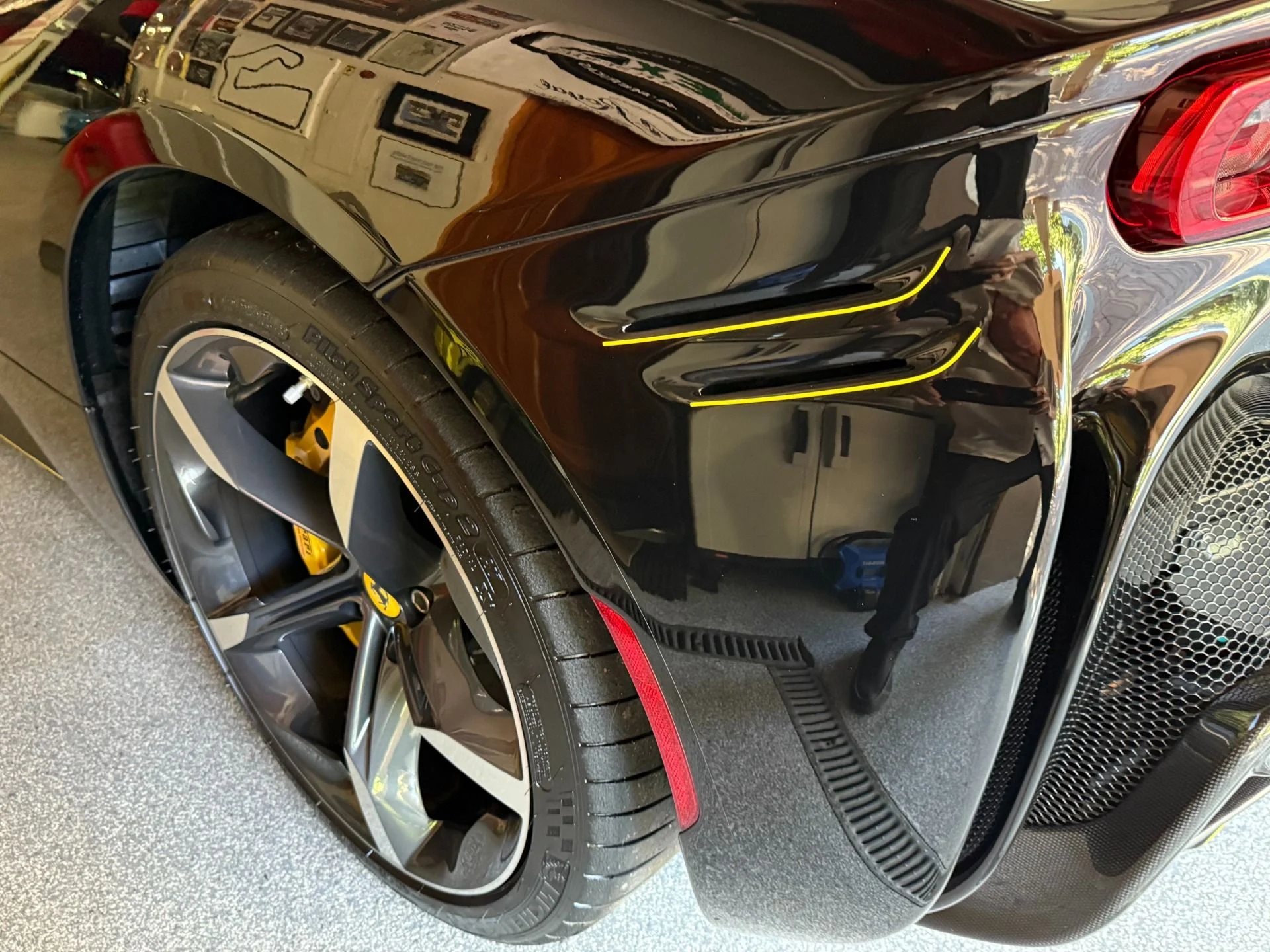 mph006_62222546_Used_2021_Ferrari_SF_90_Stradale_1770238975_4cef1d4cd3