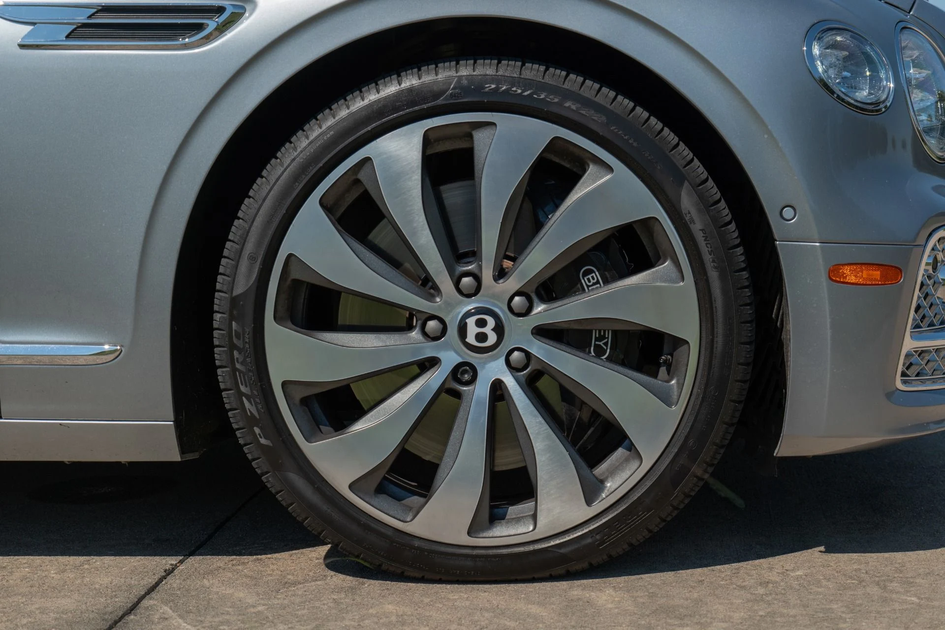 mph006_627297657_Used_2022_Bentley_Flying_Spur_V8_1791934930_577fc24318