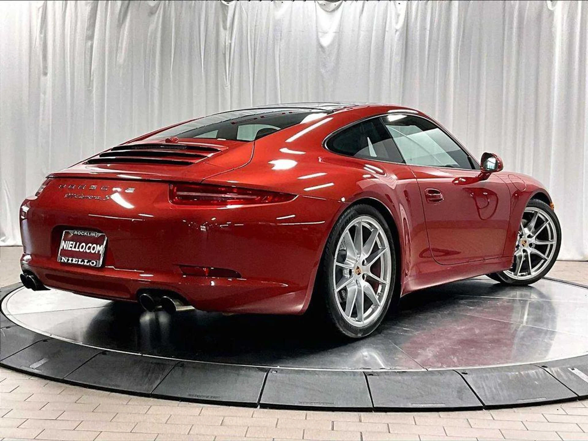 mph006_636752289_Dn_V8_TOMZZBZ_Th_Zvvb_AZY_9s1n_H_Uk_50a1712d0a