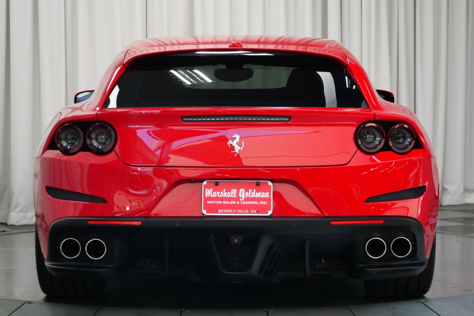 mph006_637450604_Used_2018_Ferrari_GTC_4_Lusso_V12_1752852252_df96dfecae
