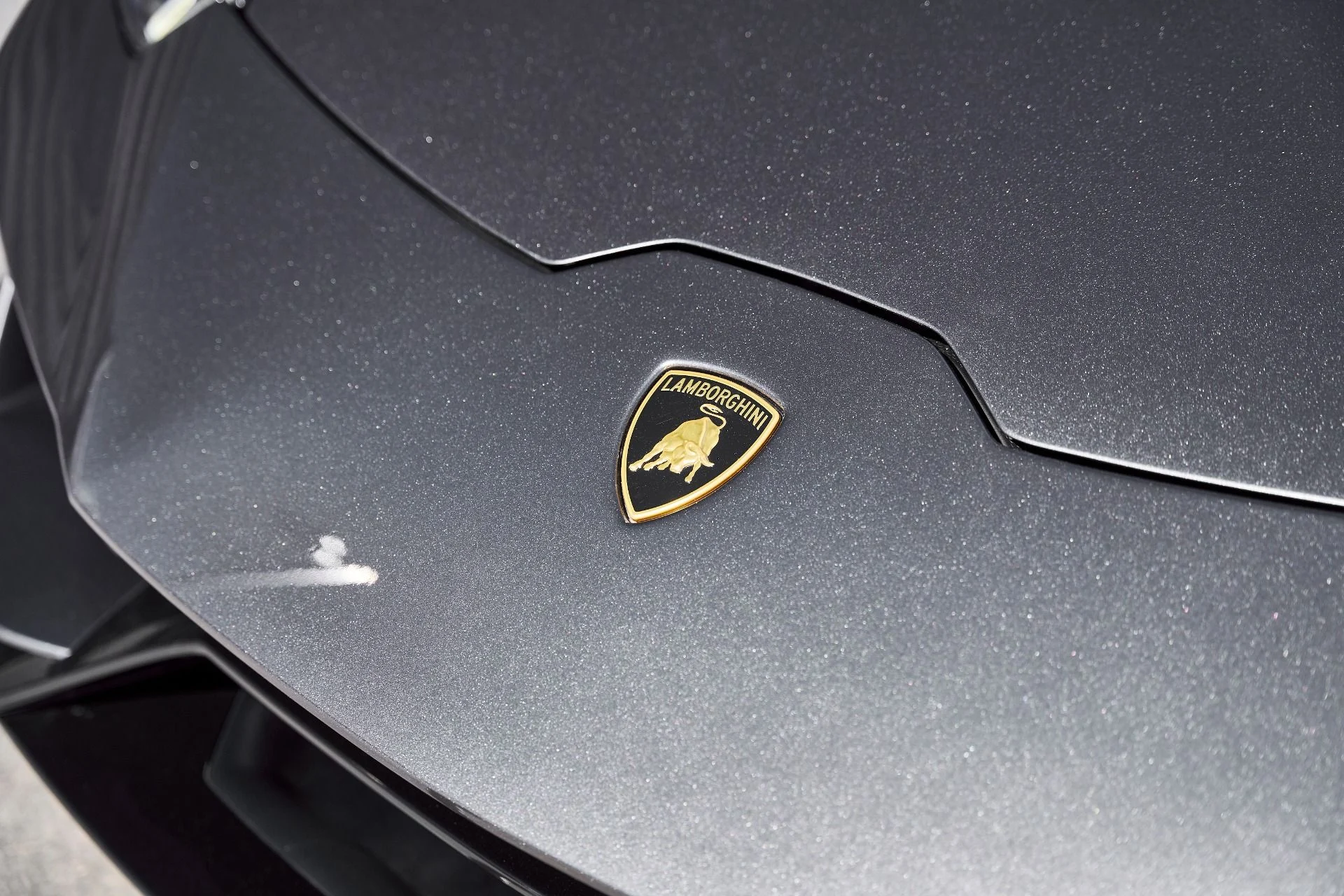 mph006_655996922_Used_2024_Lamborghini_Huracan_EVO_Base_1771466866_03af90fa21