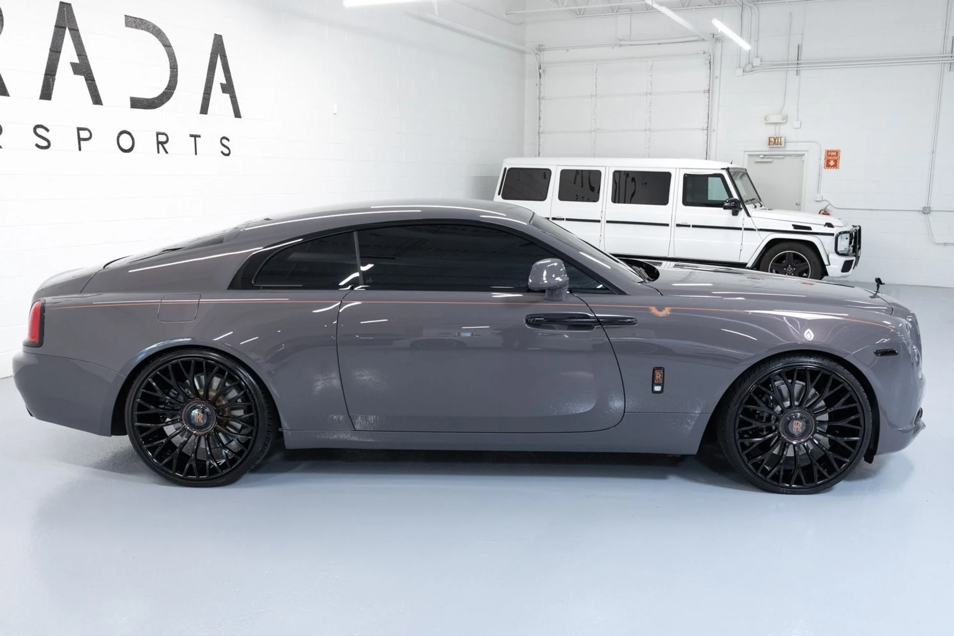 mph006_65869265_Used_2018_Rolls_Royce_Wraith_Luminary_Collection_1708563018_f4591031c2
