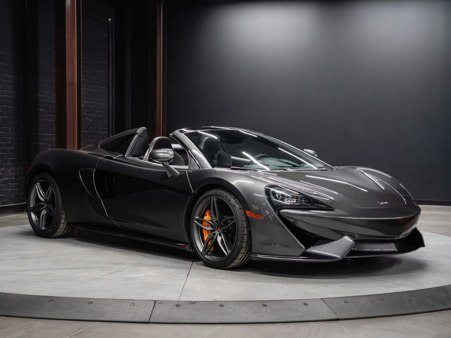 mph006_664329920_mclaren_570s_2018_05c65f30f0