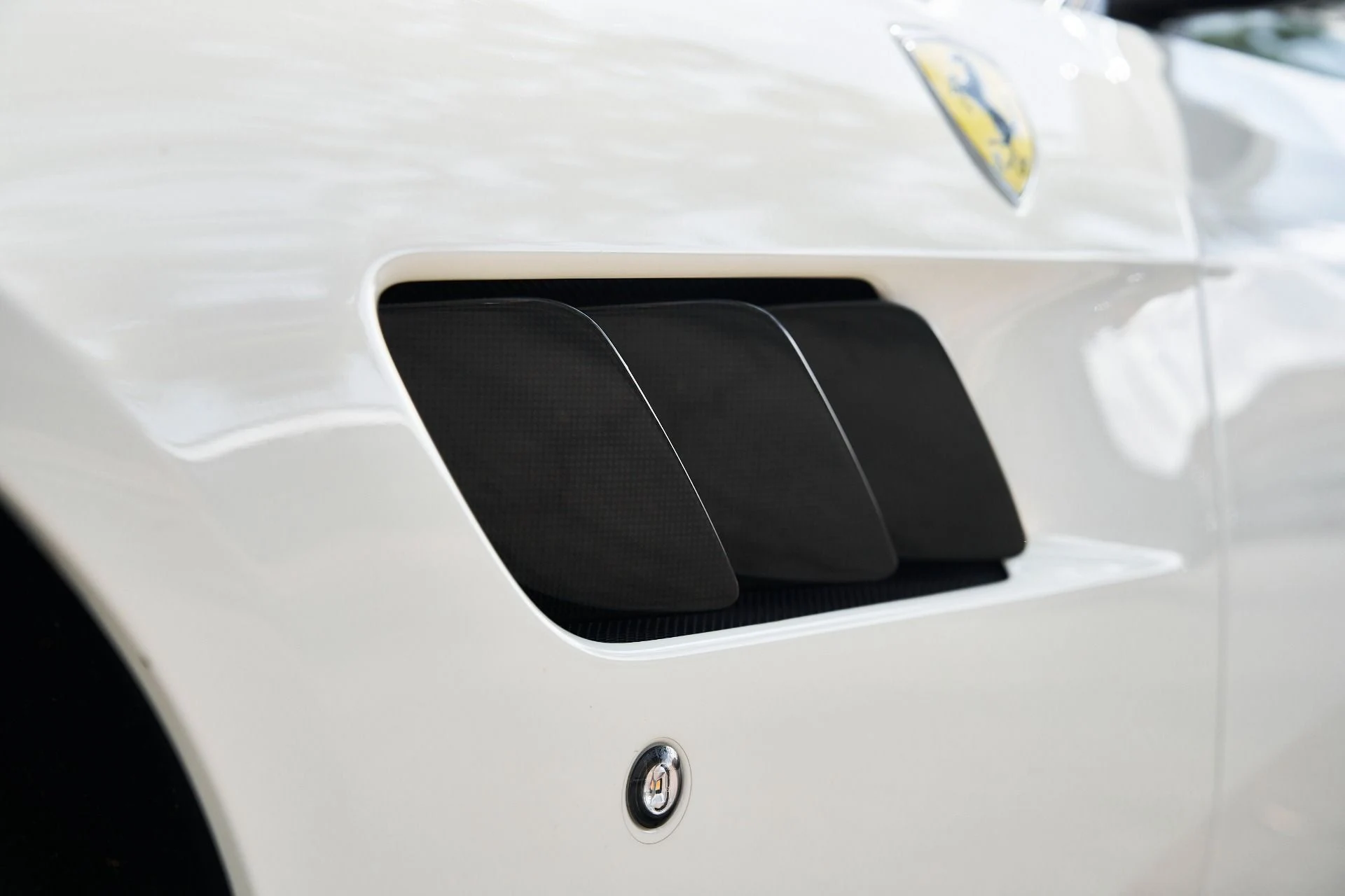 mph006_66442507_Used_2019_Ferrari_GTC_4_Lusso_T_1758850836_980ba92844