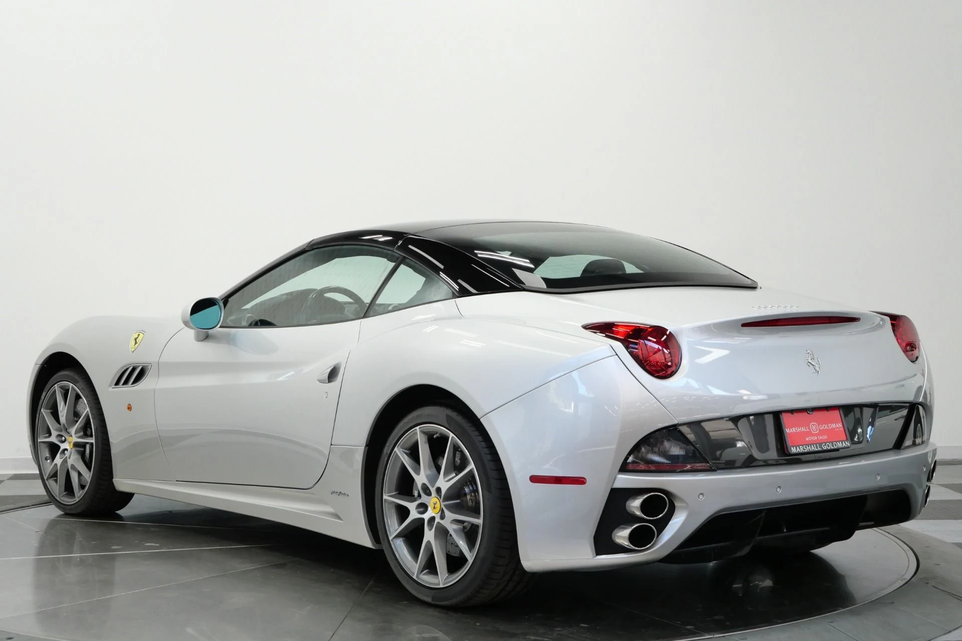 mph006_668758922_Used_2011_Ferrari_California_Rare_Two_Tone_Paint_Rare_Carbon_Fiber_Bucket_Seats_Low_Miles_1788365594_0f596b1df0