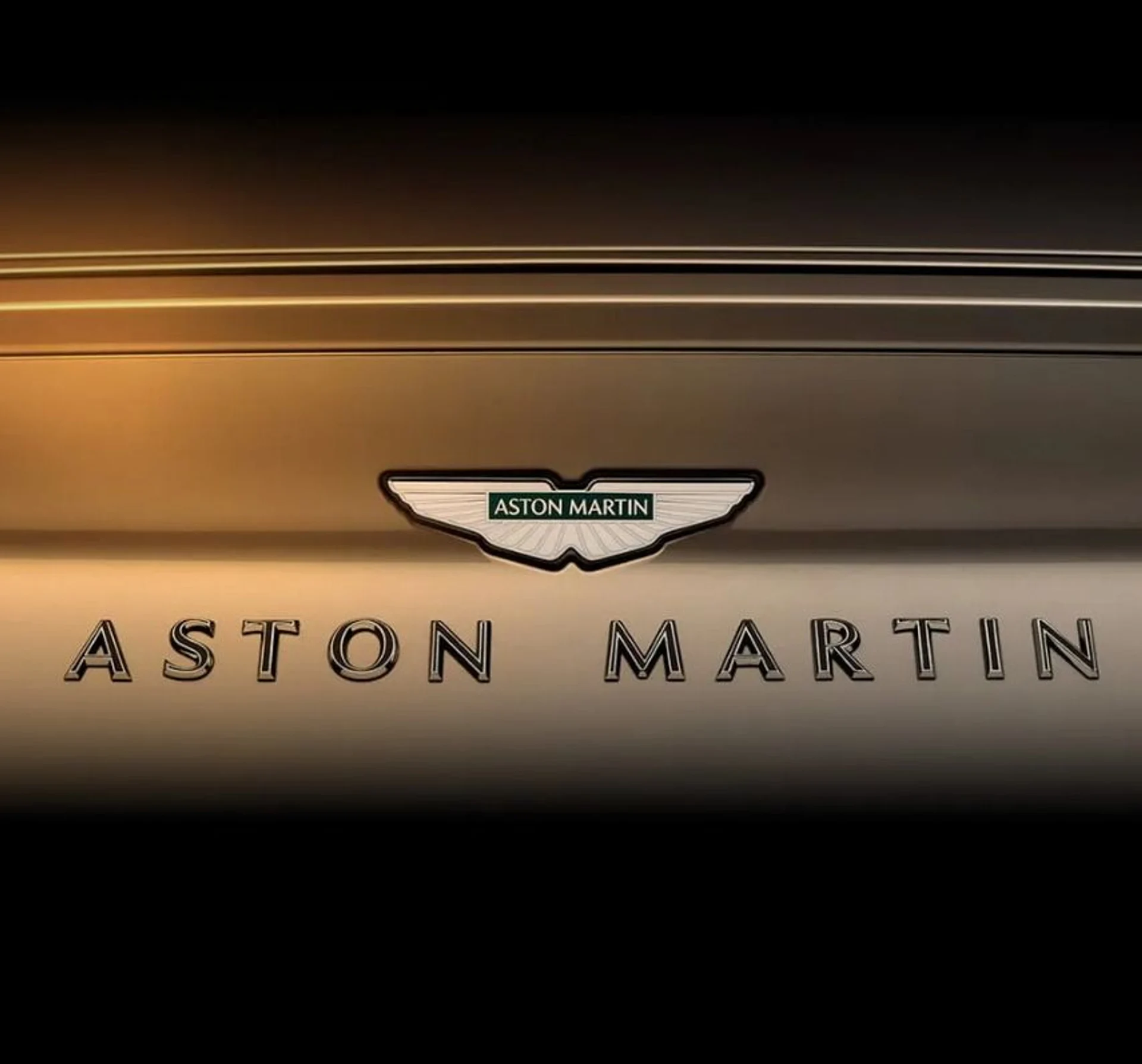 mph006_670314292_New_2026_Aston_Martin_DB_12_Coupe_Goldfinger_Edition_1756499171_7b1e482b00