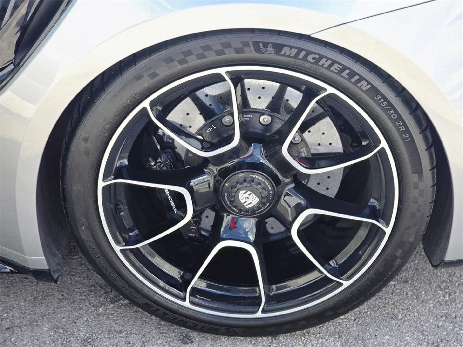 mph006_67046823_910a8ba4b9cb2acbbcc6bb6d72cd8952_8630b4ef1d