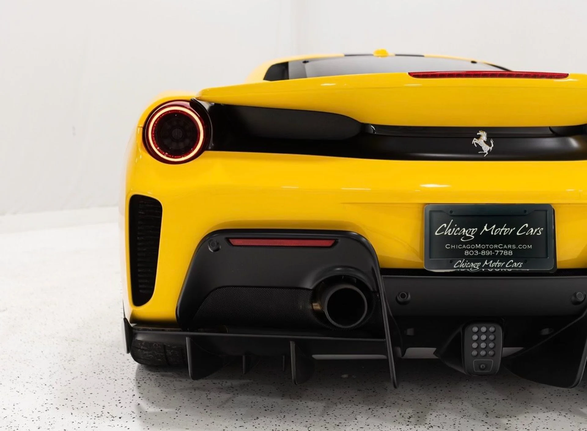 mph006_674735096_13284_p7_l_c3dada7fa6