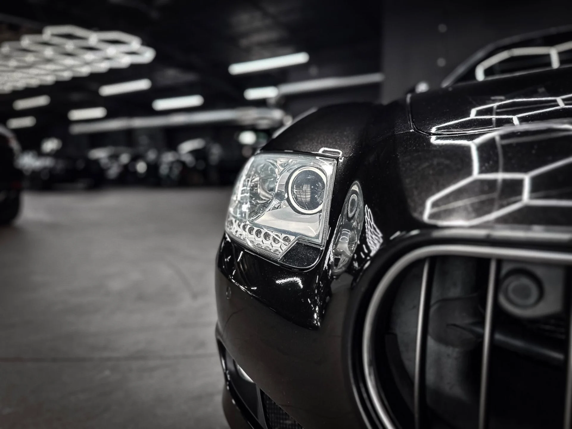 mph006_676900515_36879351_03983_2011_maserati_quattroporte_076_edac18a668