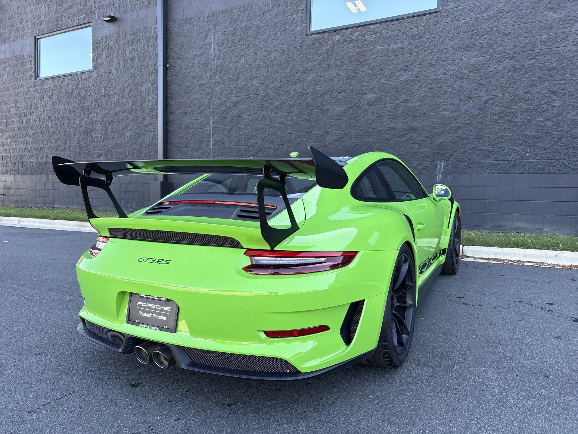 mph006_677876869_90c0a15b65eb494aa300c767d73c4829_ff433cba75