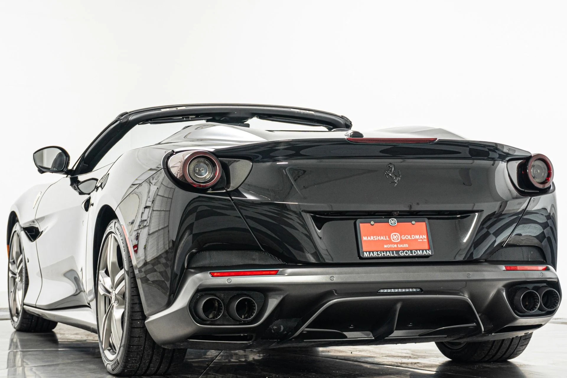 mph006_67888577_Used_2020_Ferrari_Portofino_Lots_of_Interior_Carbon_Square_Quilting_Magneride_Suspension_1763996750_c65a2d4d54