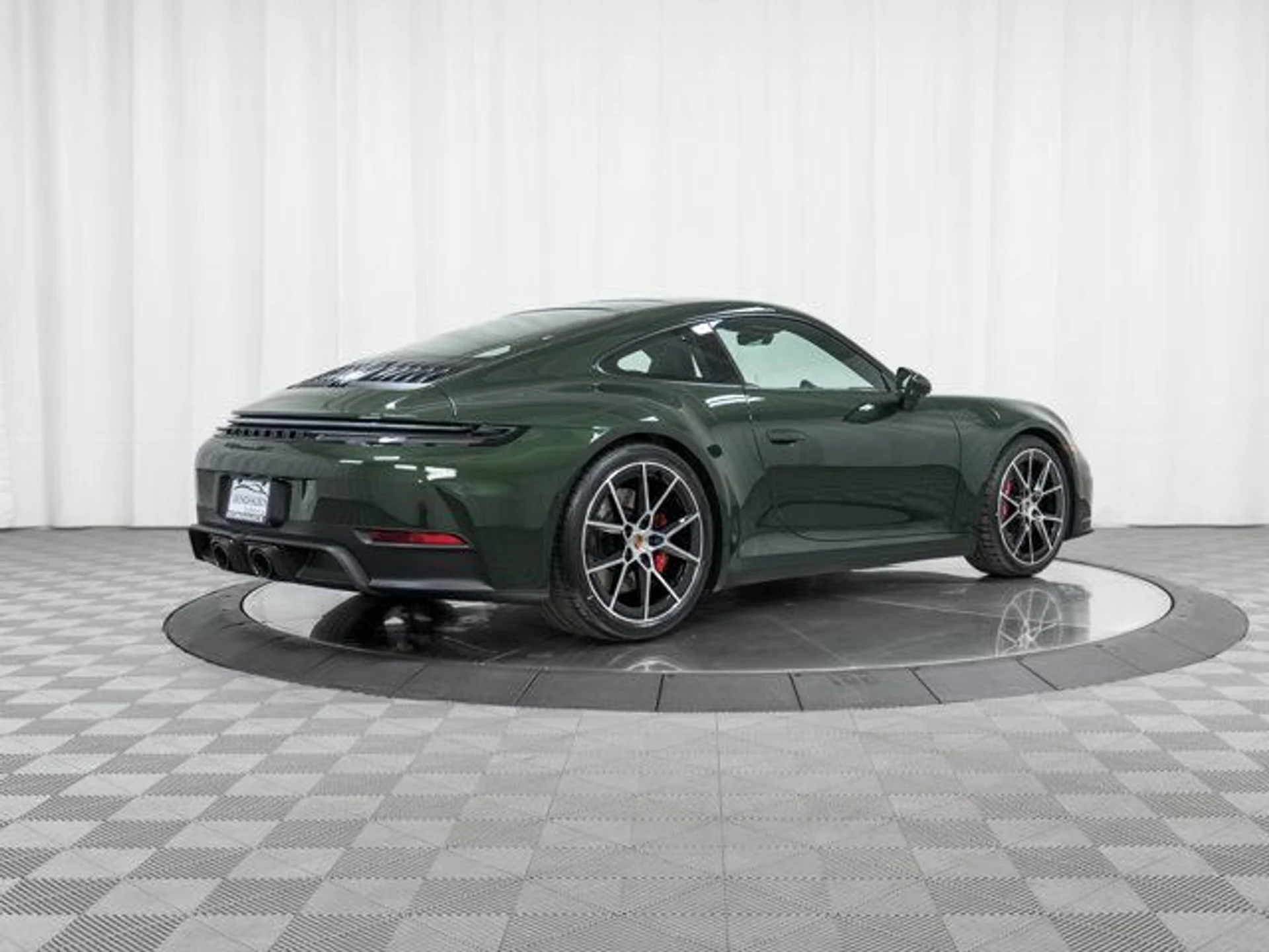 mph006_68618290_i_Xu_GUU_89uq_Rb6vu_Yxno_W_Nkw_Xi_Ns_4789b13324