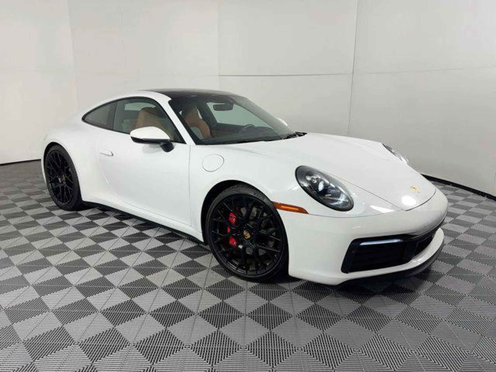 mph006_687714541_x_I_Ajq_EWJFVZID_33g_M2_HTUI_61v_WI_c5f18164b5