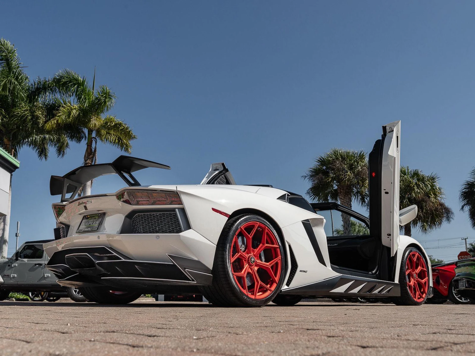 mph006_689384763_Used_2016_Lamborghini_Aventador_LP_700_4_1777082785_fde31b5884