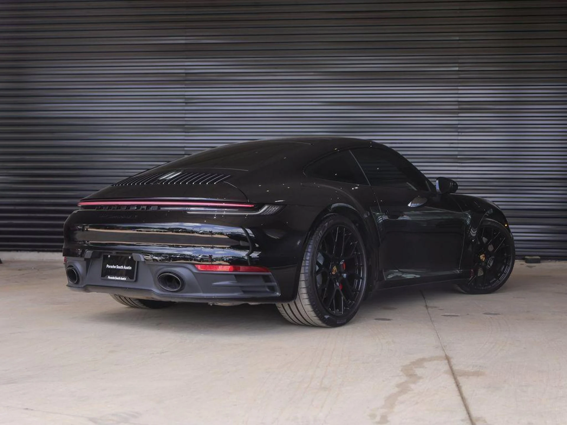 mph006_696518565_AI_Co_P5w_Gb_Tsl_Ibt2sgw_ALIW_3fh_I_5d110e9787