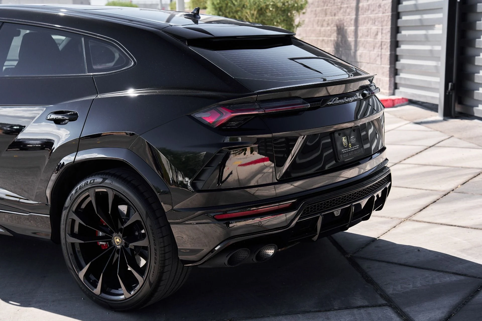 mph006_69859406_Used_2021_Lamborghini_Urus_Base_1759523168_59c243963a