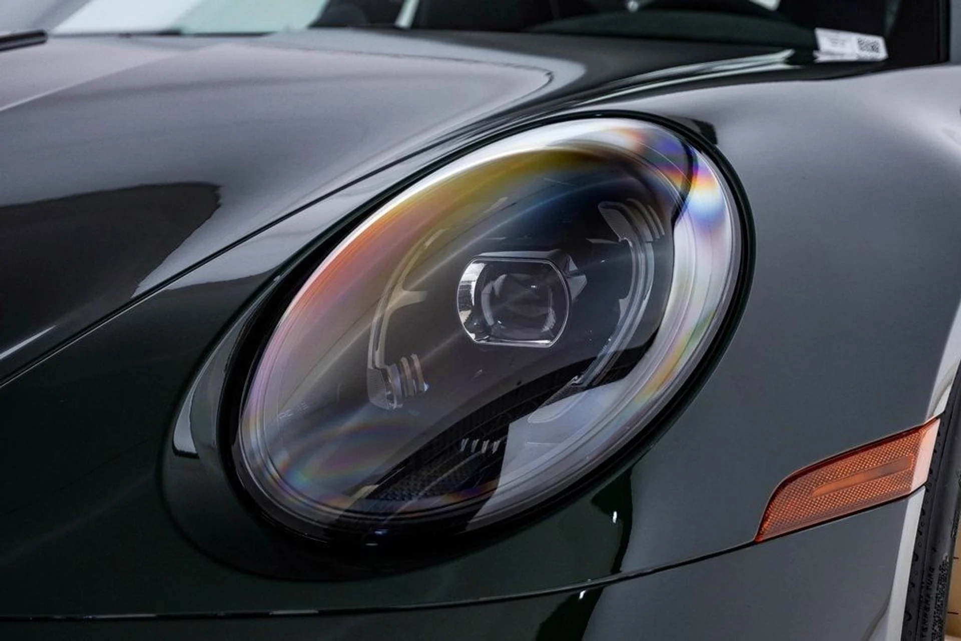 mph006_704530852_e048f9f22baf34c4f0d25382c00c7d32x_5079b5ca73