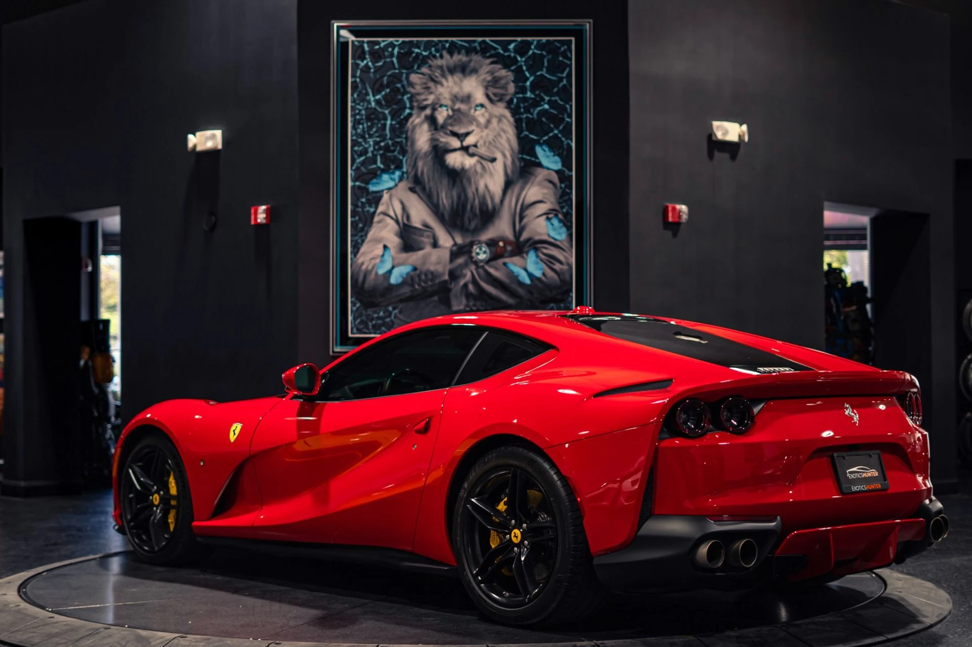 mph006_707538889_Used_2020_Ferrari_812_Superfast_1778093212_1558835bcd