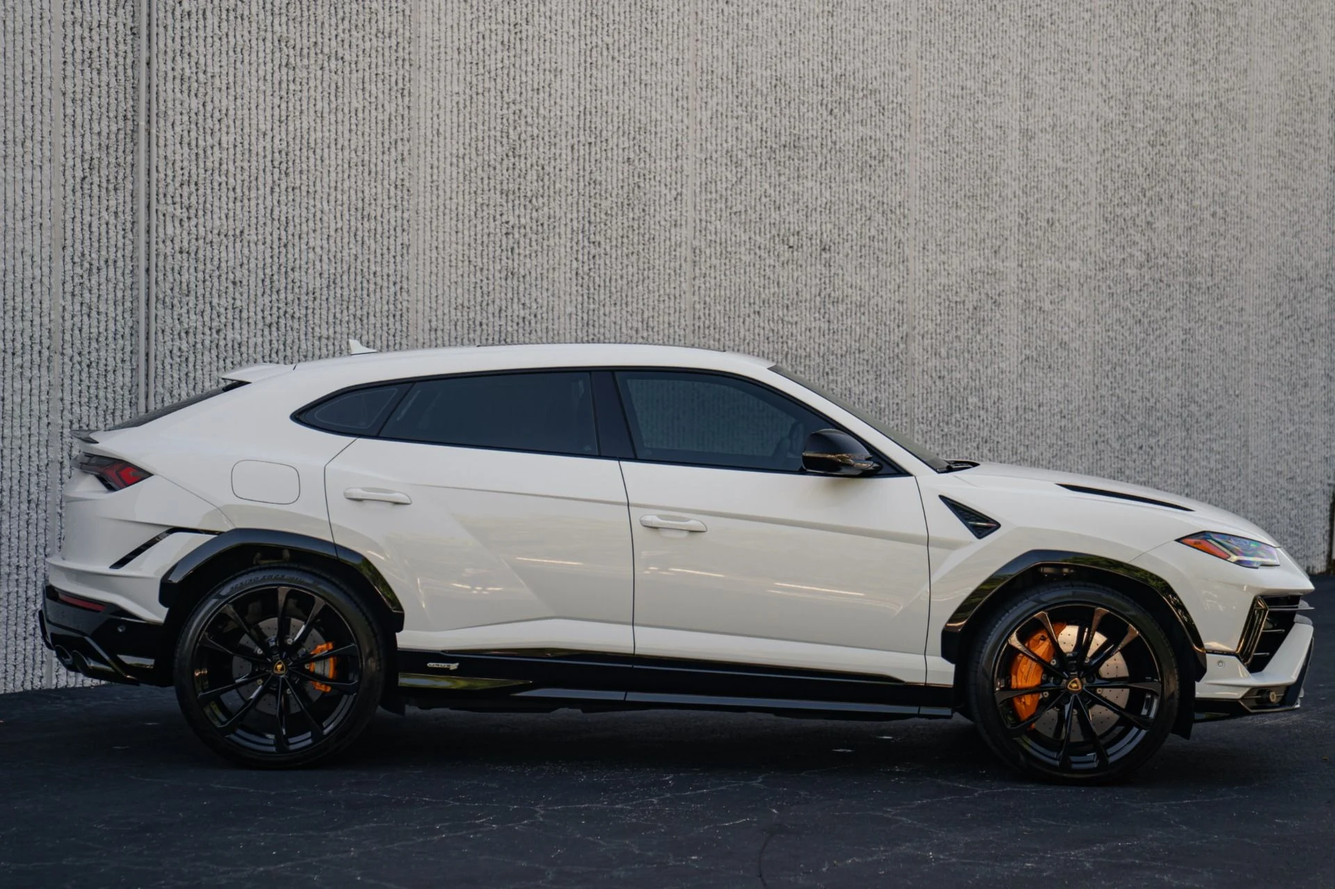 mph006_709355881_Used_2024_Lamborghini_Urus_S_HUGE_295296_Original_MSRP_Low_Mile_1787089890_9d482355ec