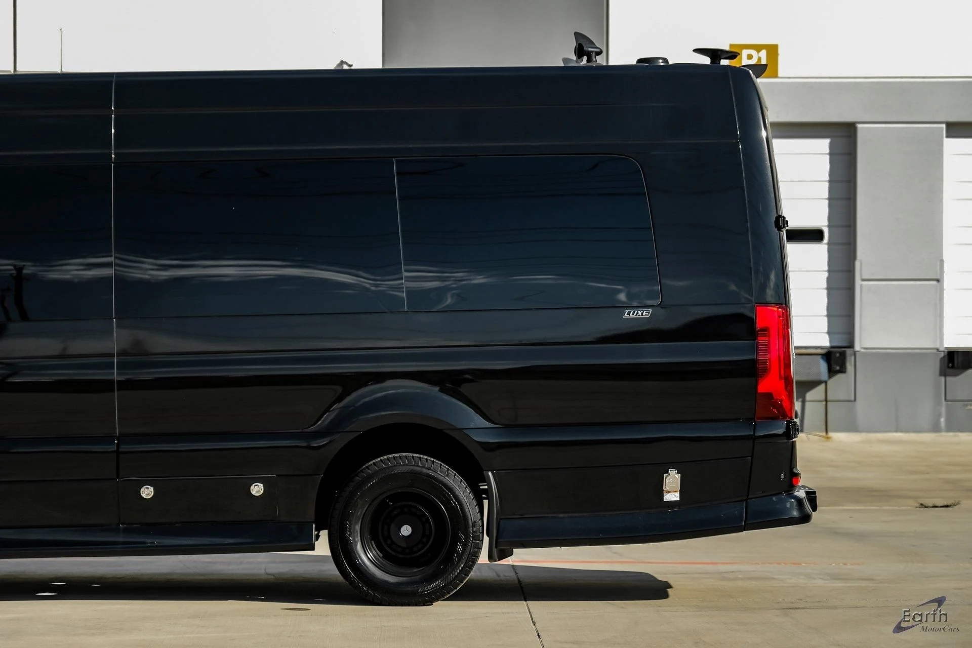 mph006_709726433_cfb072840171637f4e6d42a57169e6adx_2743dc6614