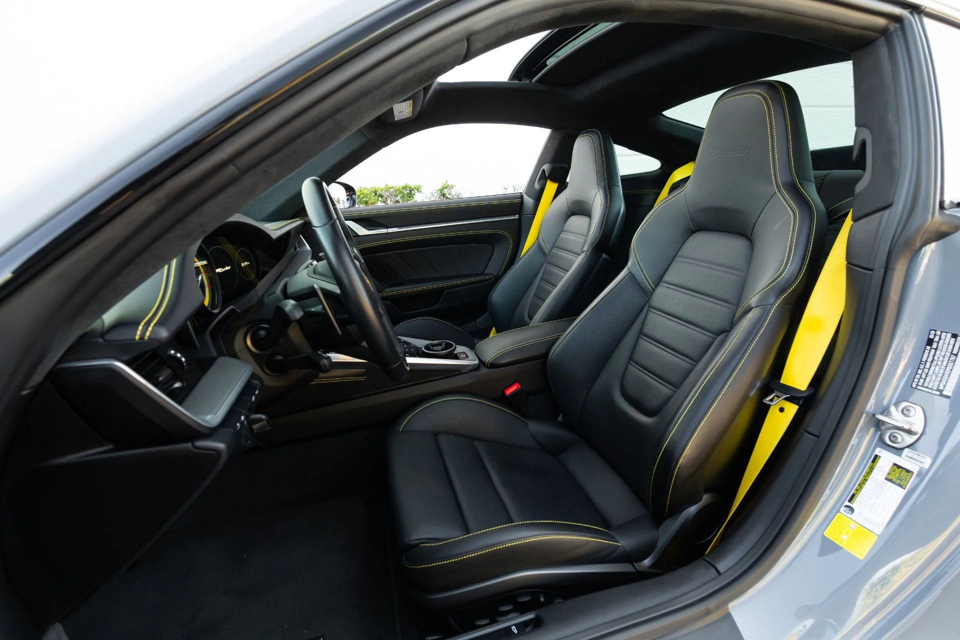 mph006_729139910_Used_2023_Porsche_911_Turbo_1772073632_f8c391ac11