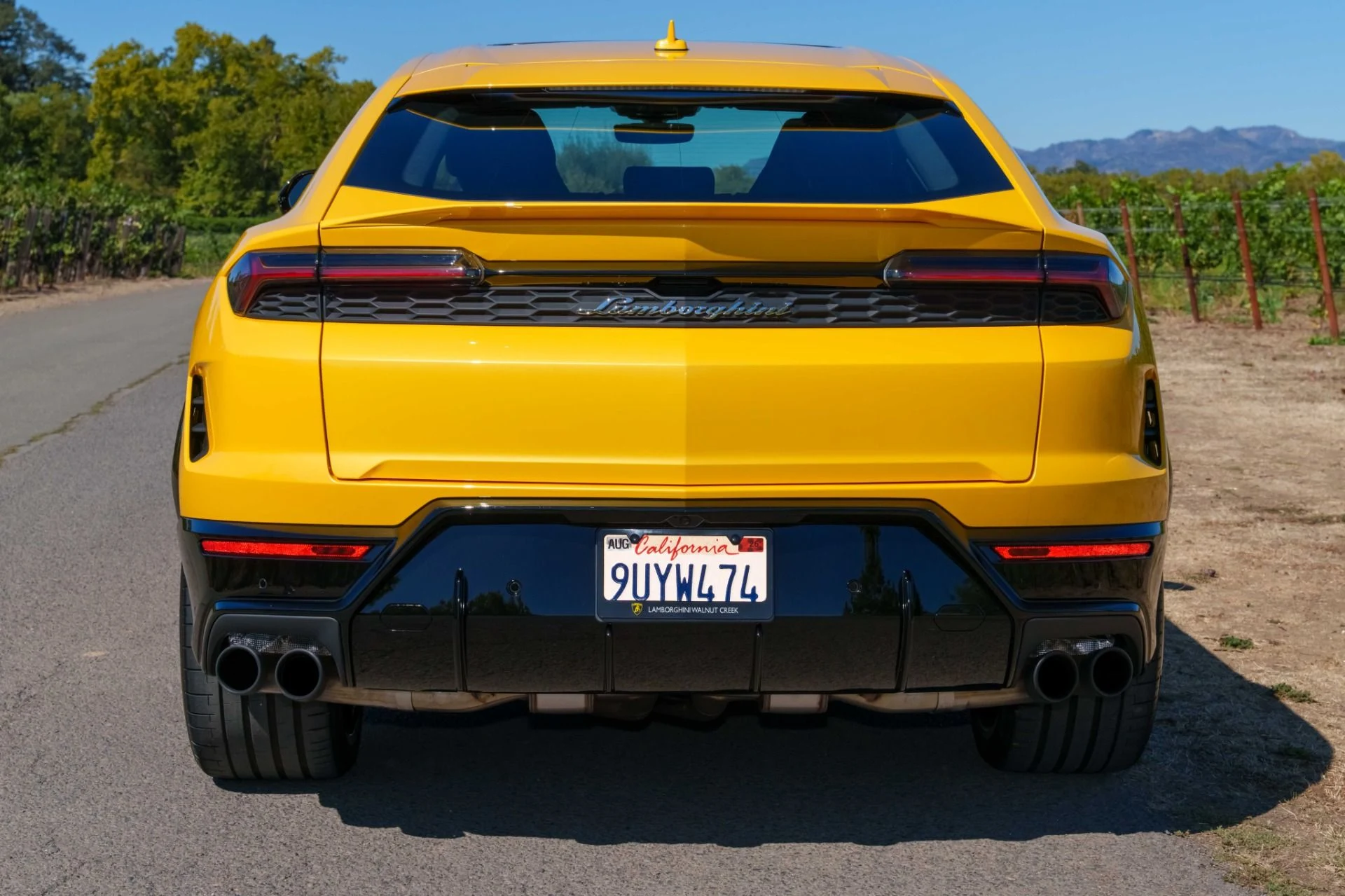 mph006_741135138_Used_2025_Lamborghini_Urus_SE_1759793214_044b411d6c