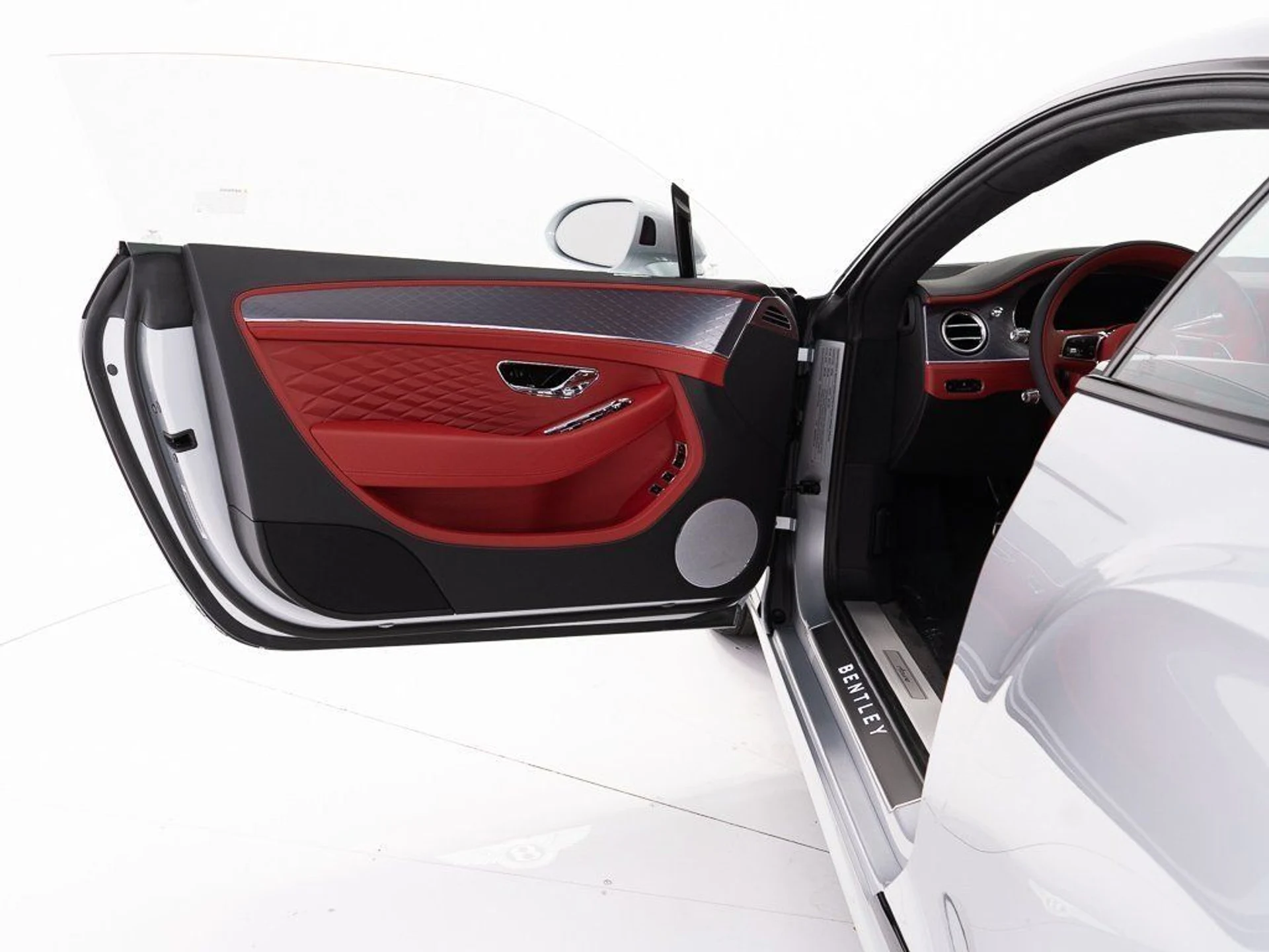 mph006_742149201_ee877e2f1dafcc7bbc50401955eb38cc_57dcd16c79