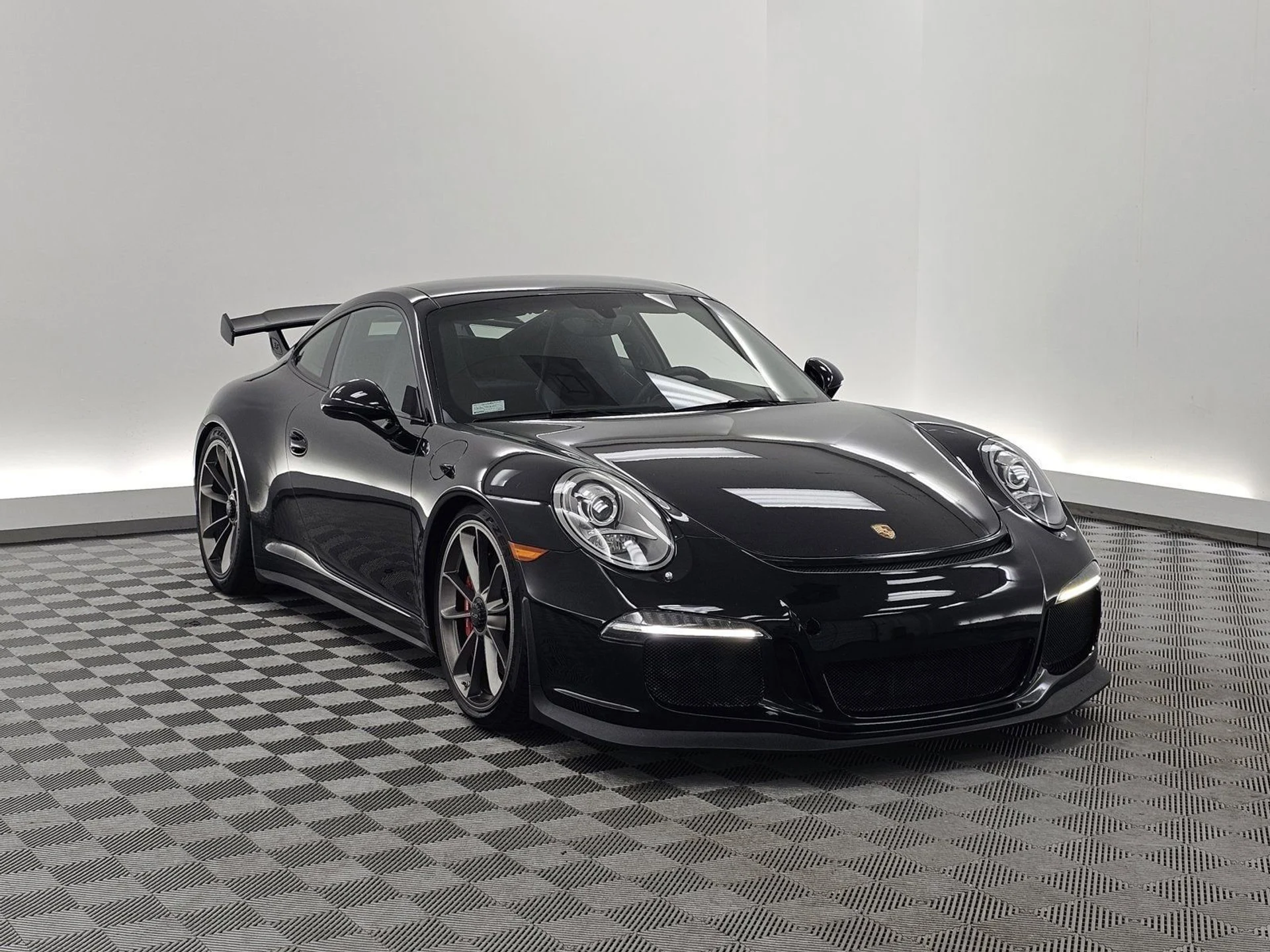 mph006_74442630_088868940a4c4f4de1894557a6f1c229x_9434c98d87