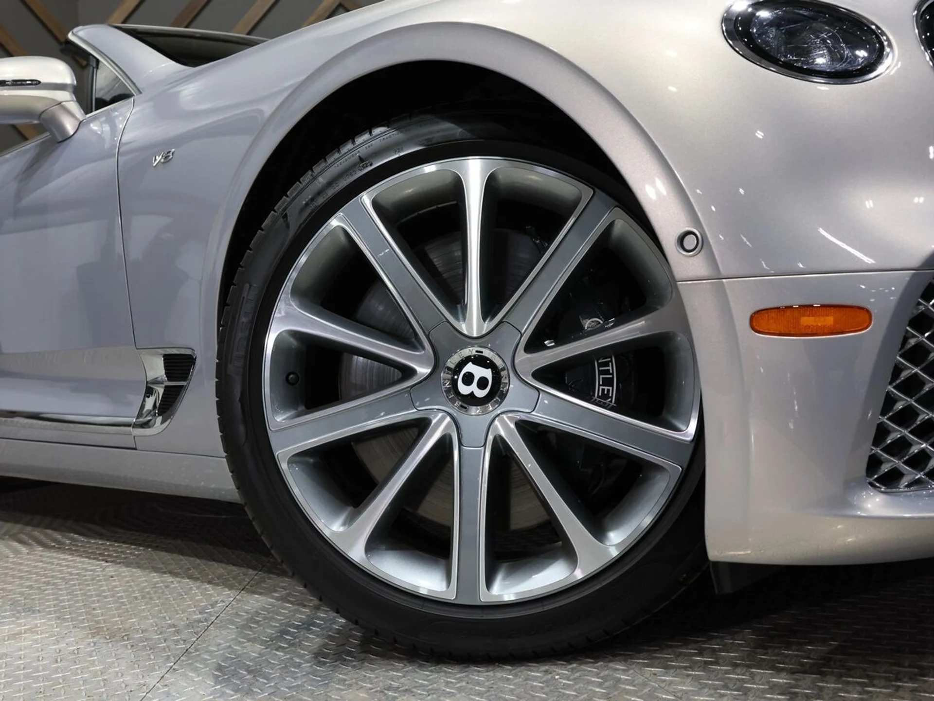 mph006_74630904_e6hha3vpa9muw8hdm2ih398rs388_987fbe280a