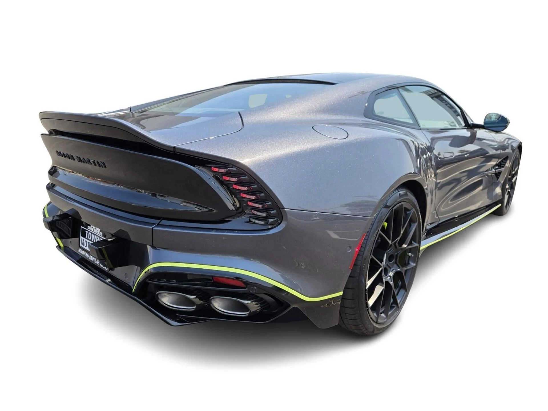 mph006_750256791_New_2025_Aston_Martin_Vanquish_V12_1754459265_cc761e8d2b