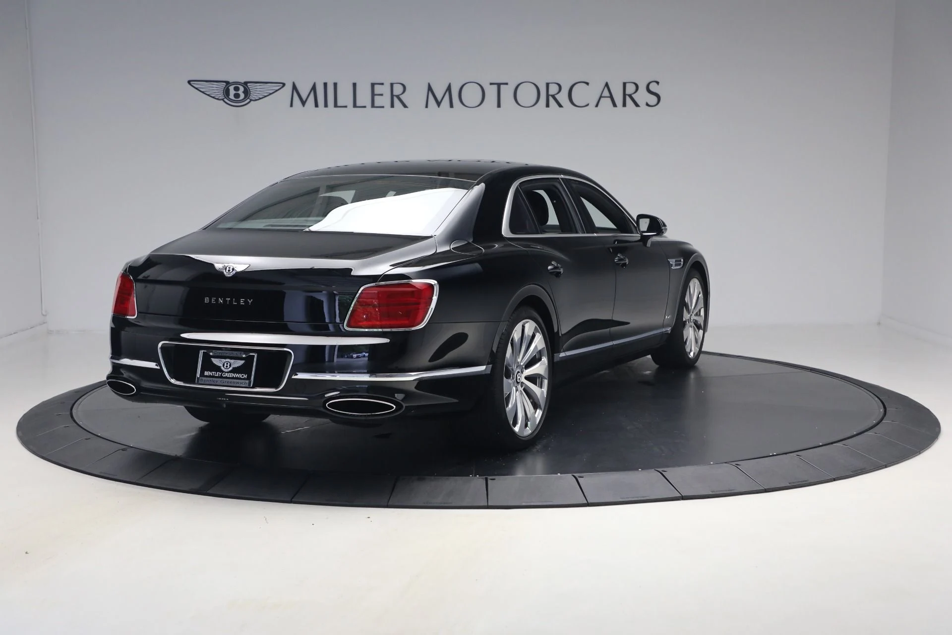 mph006_759546614_Used_2022_Bentley_Flying_Spur_W12_1787352541_1c53dc5281
