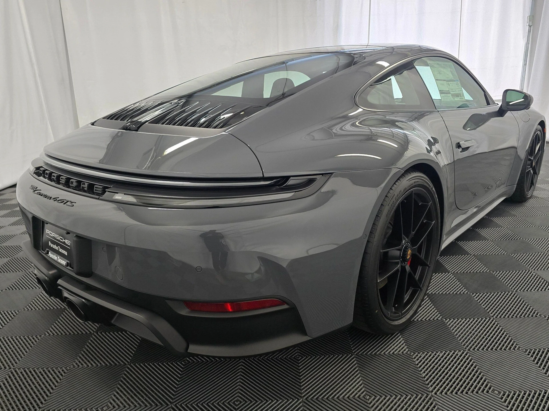 mph006_76756732_a8ba831ff5cb746bfeaef12078c58919x_cae53a3a60