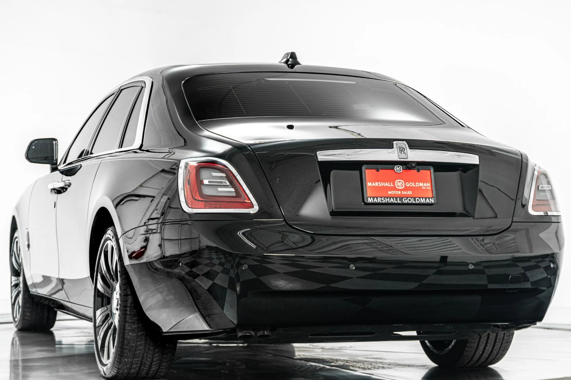 mph006_772387854_Used_2022_Rolls_Royce_Ghost_1774388734_c35eb2c173