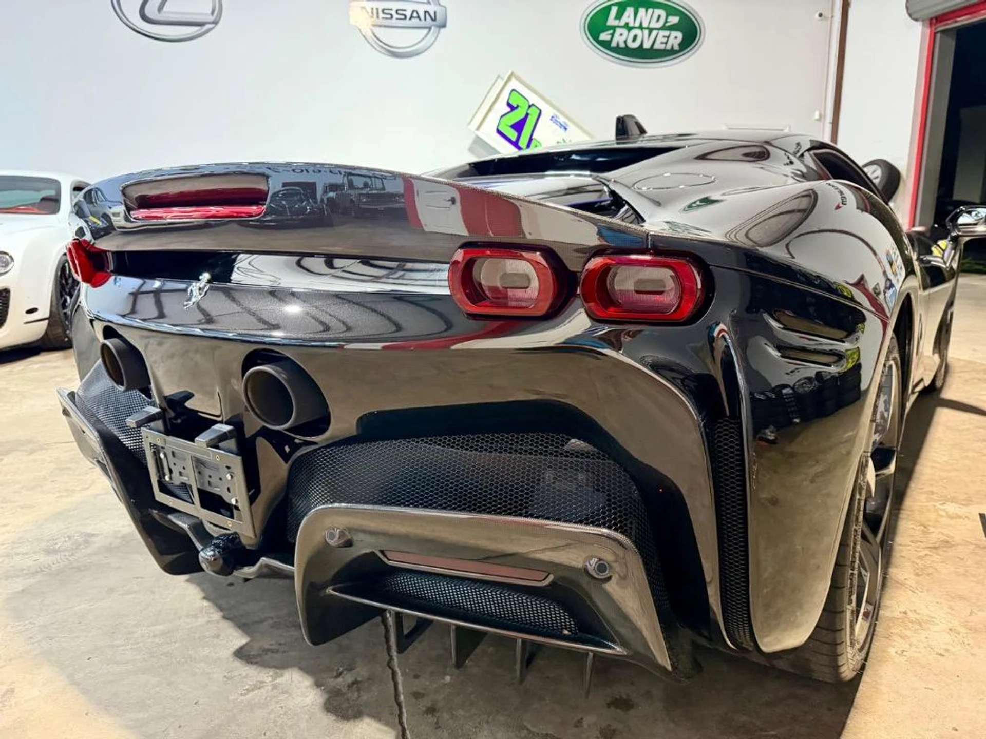 mph006_784705320_eacb376b3fee625c46b9ee0d62baa2cc8a15ed2a_730e1f4270