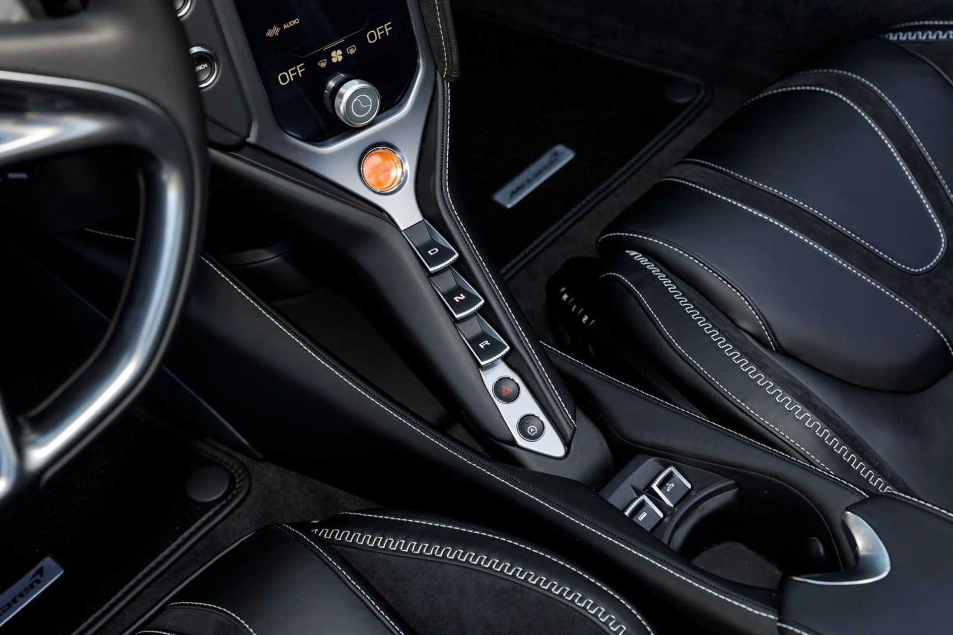 mph006_78959794_650_p7_l_836a0d8c5c