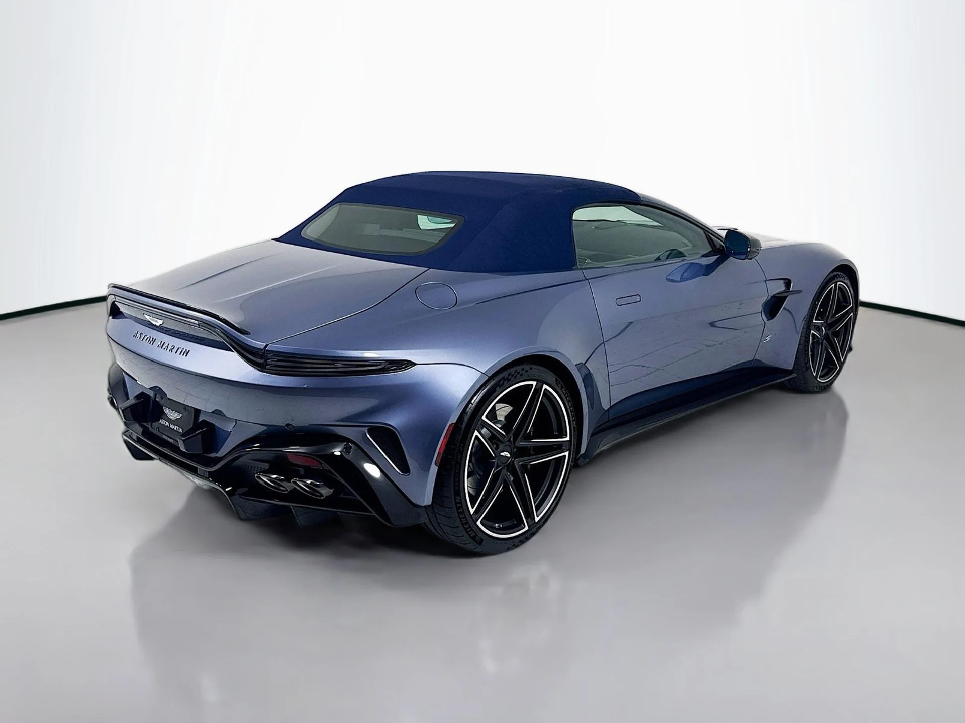 mph006_79511792_466e1edd91f6e27becba250fe4d2d4e4x_6fc6b46c74