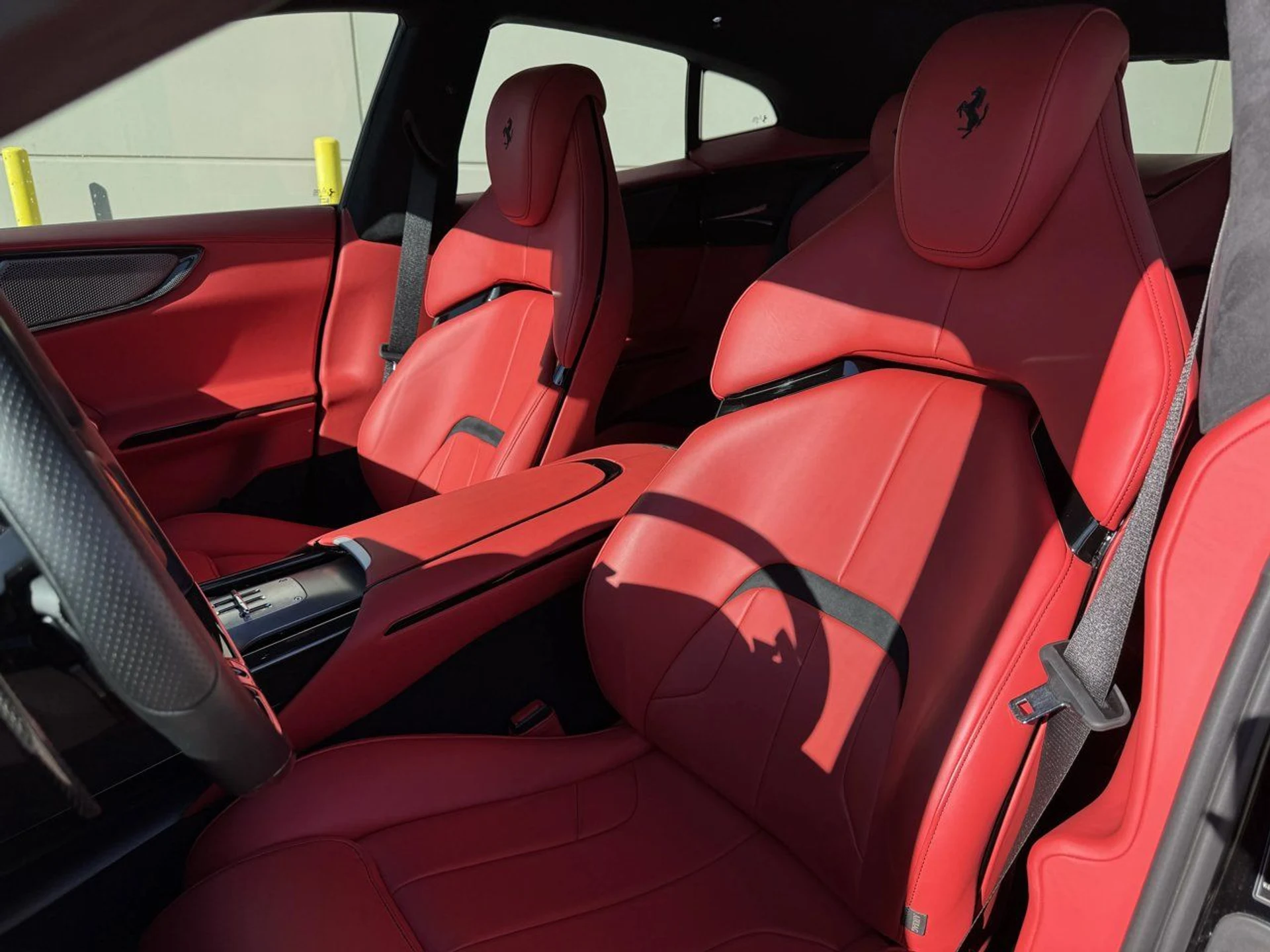 mph006_796922085_ferrari_purosangue_2025_c4840e3fd5