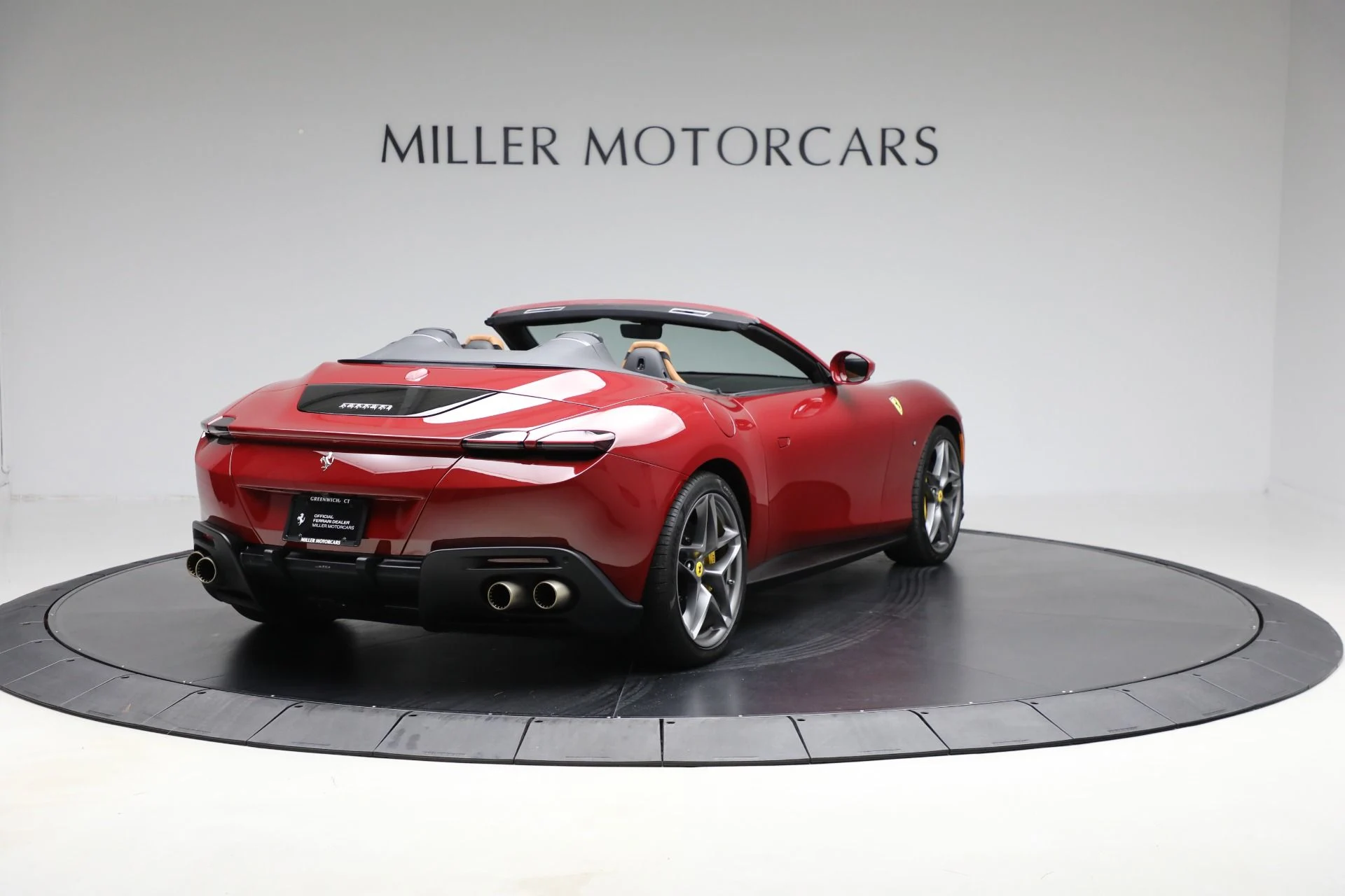 mph006_806086810_Used_2024_Ferrari_Roma_Spider_523b8f378e